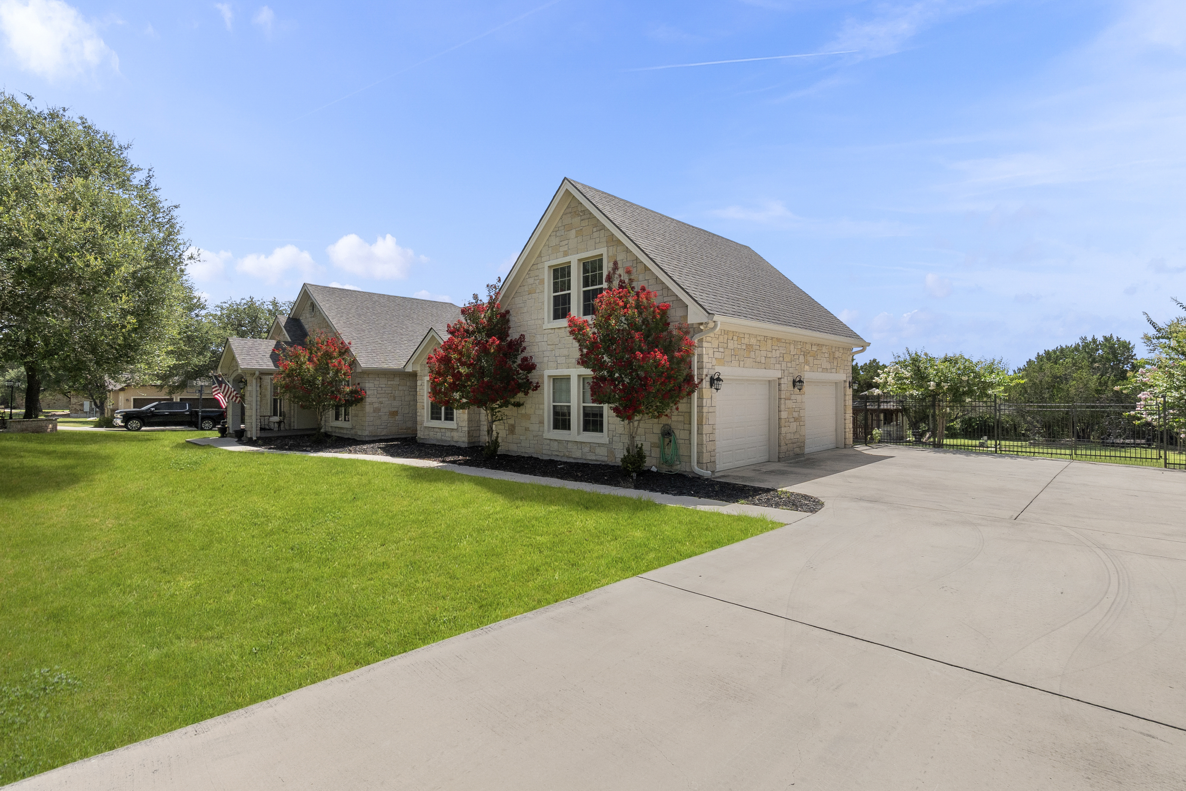 1041 Spanish Trail 