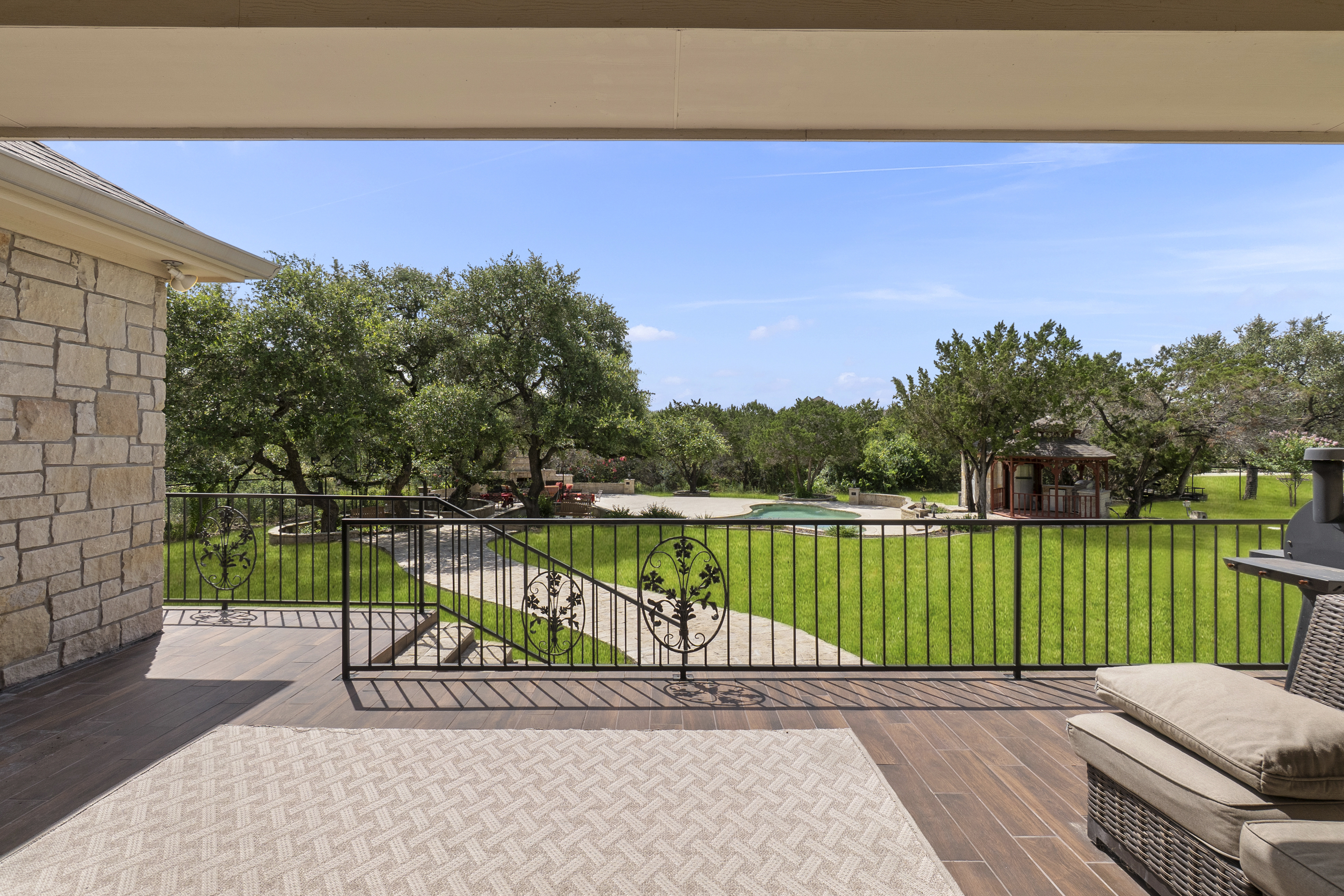 1041 Spanish Trail 