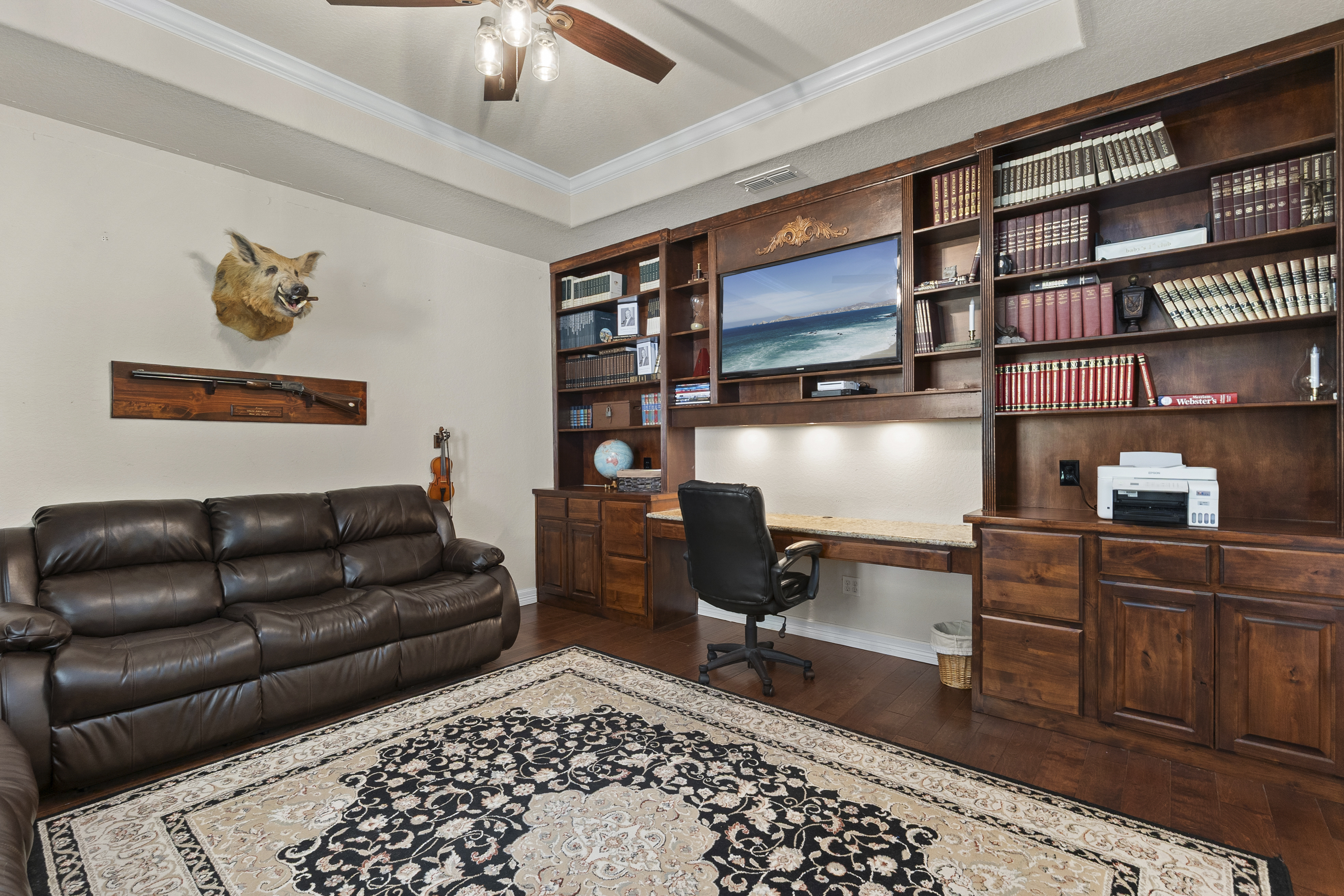 1041 Spanish Trail 