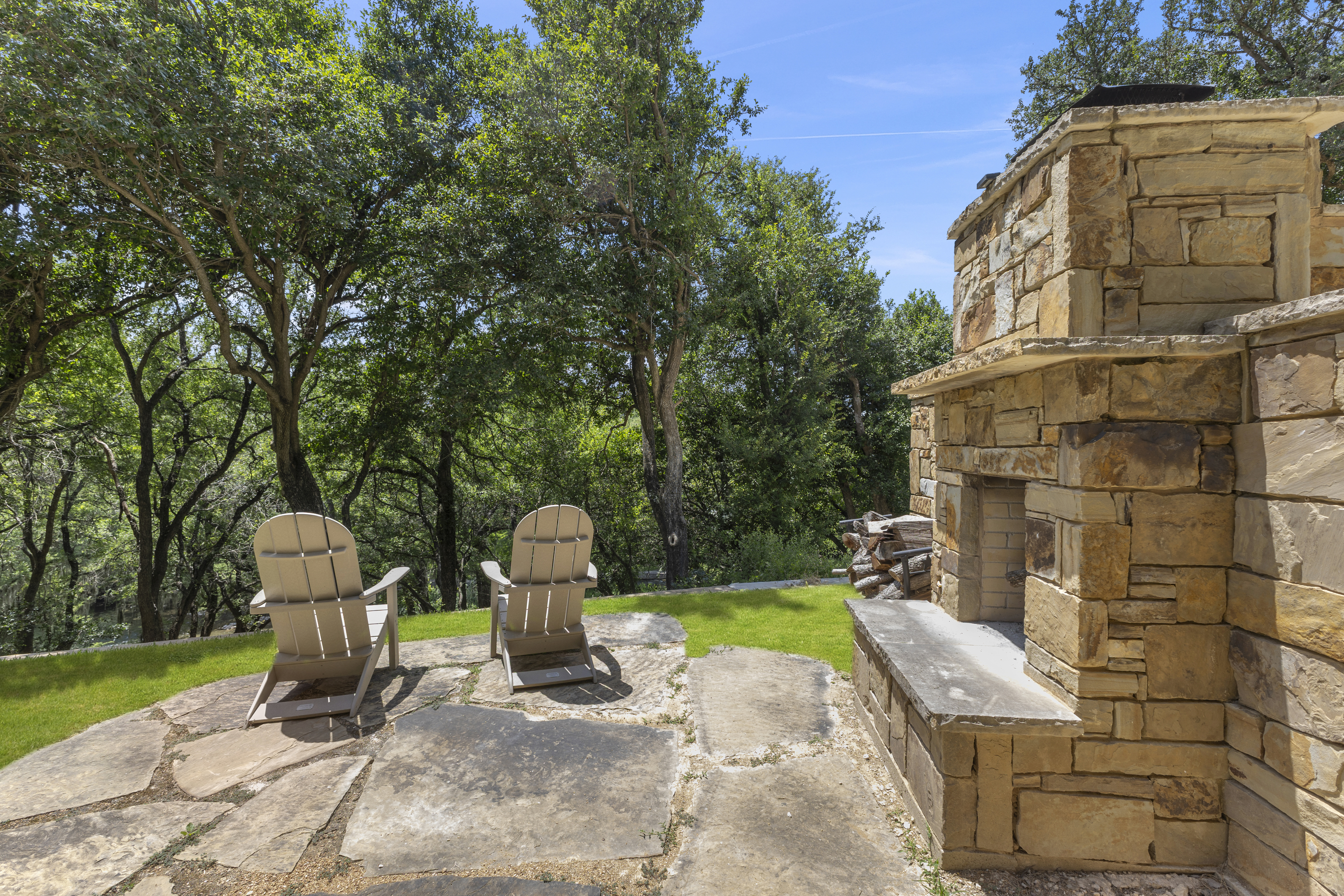 1033 Gruene Road 