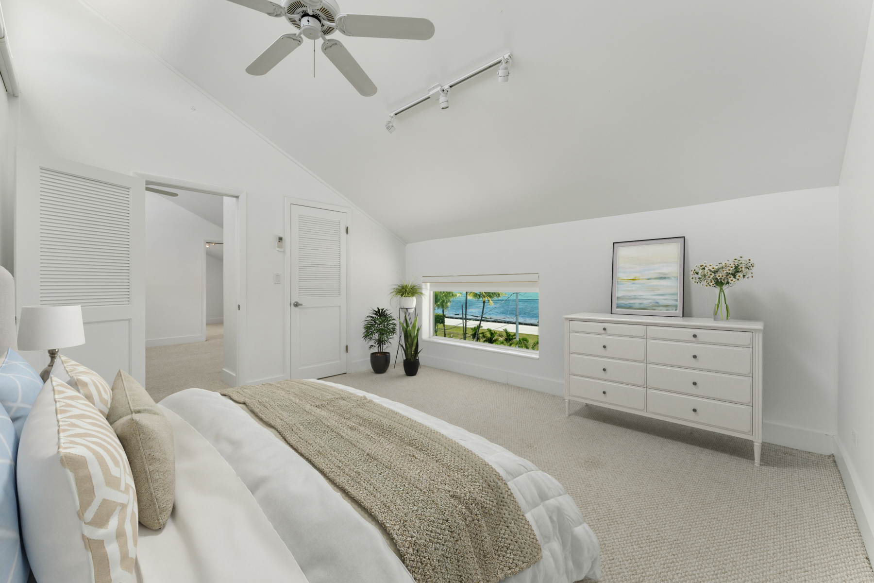 74980 Overseas Highway, 3