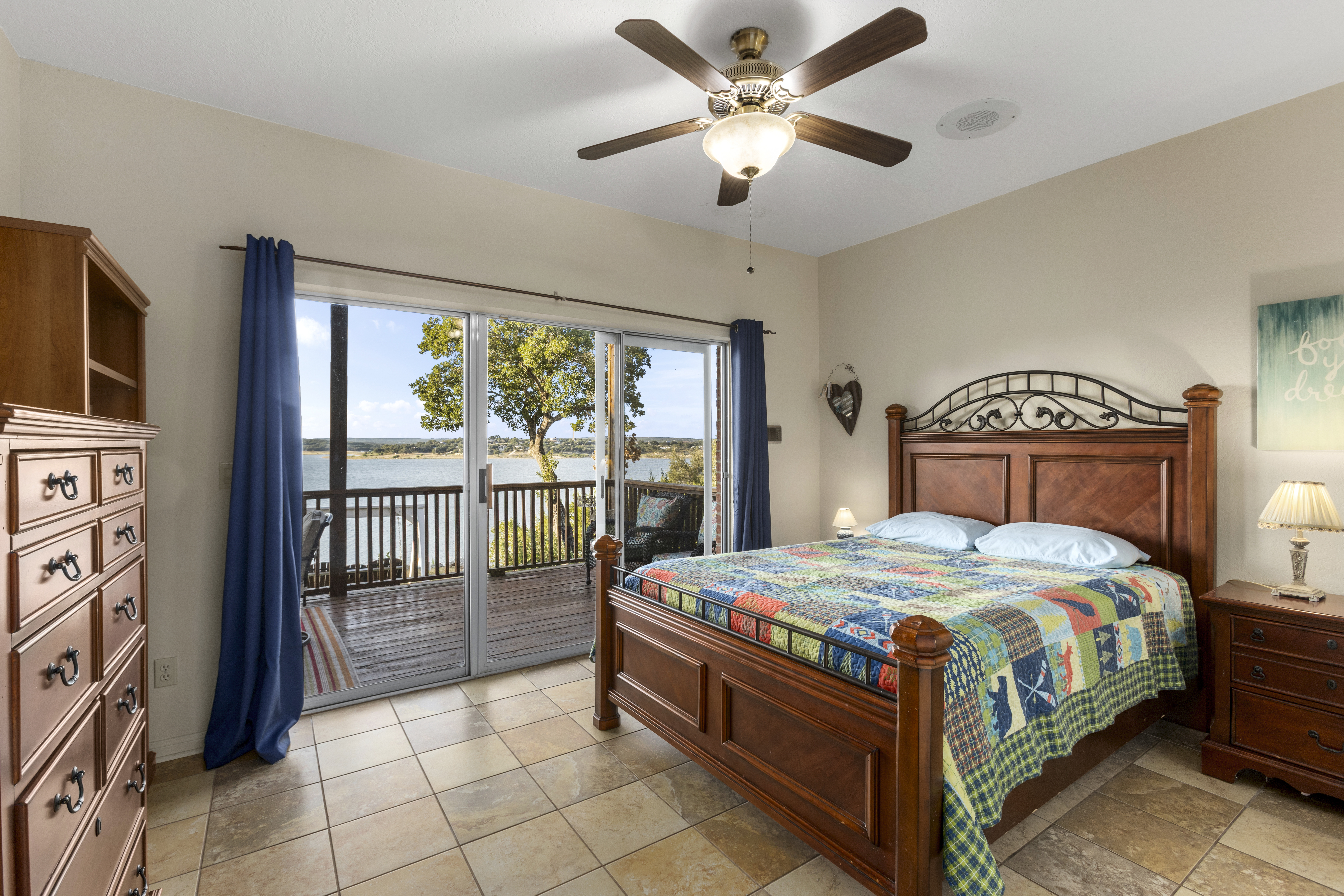 1870 Stagecoach Drive 
