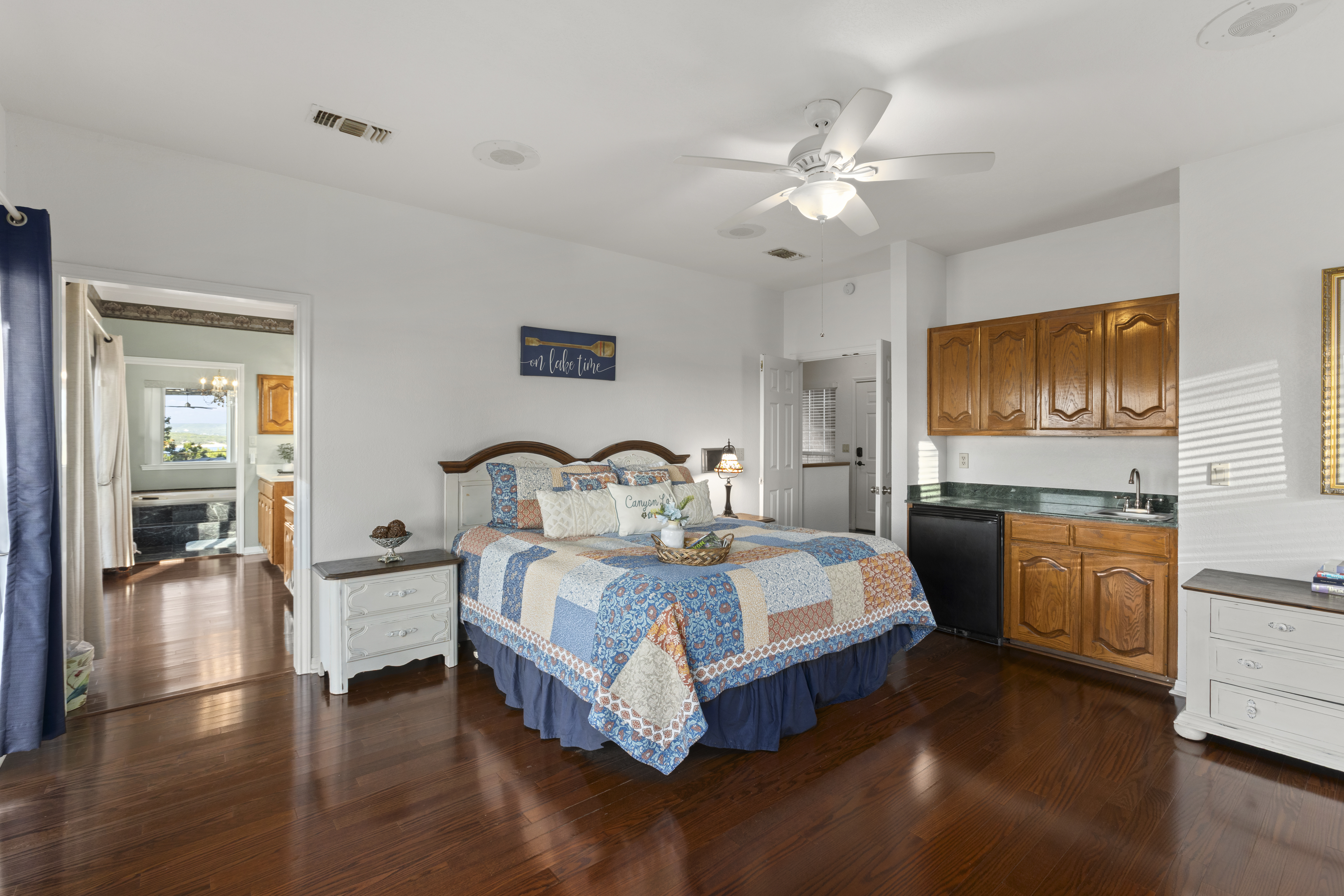 1870 Stagecoach Drive 