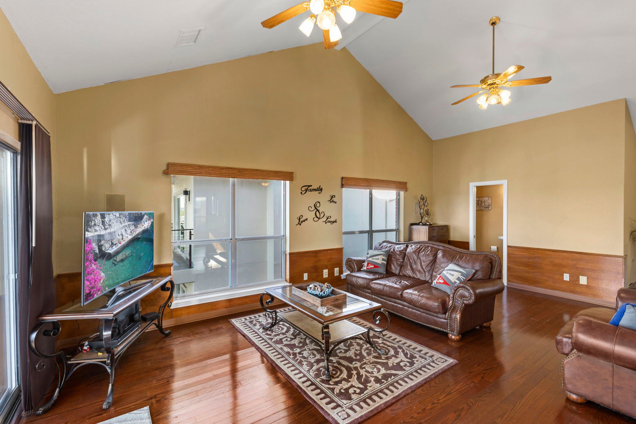 1870 Stagecoach Drive 