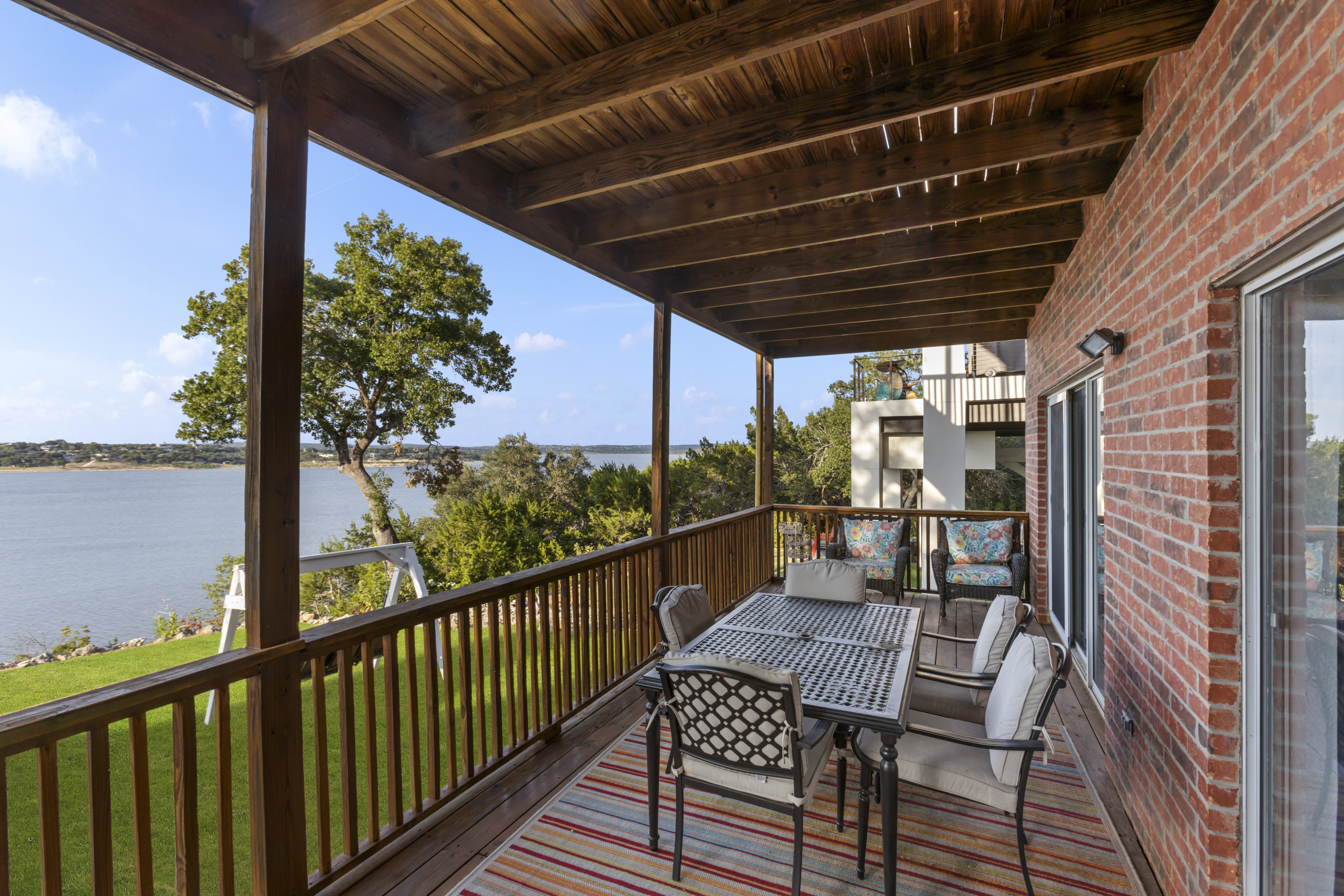 1870 Stagecoach Drive 
