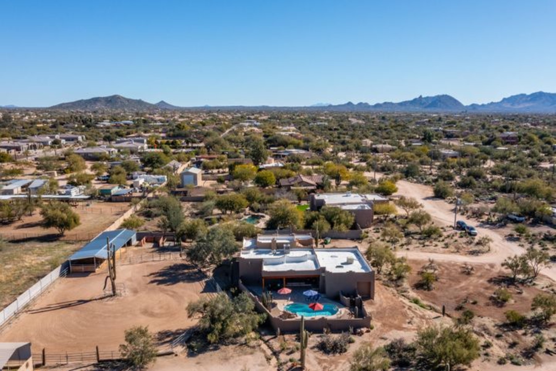 6208 E MORNING VISTA LN