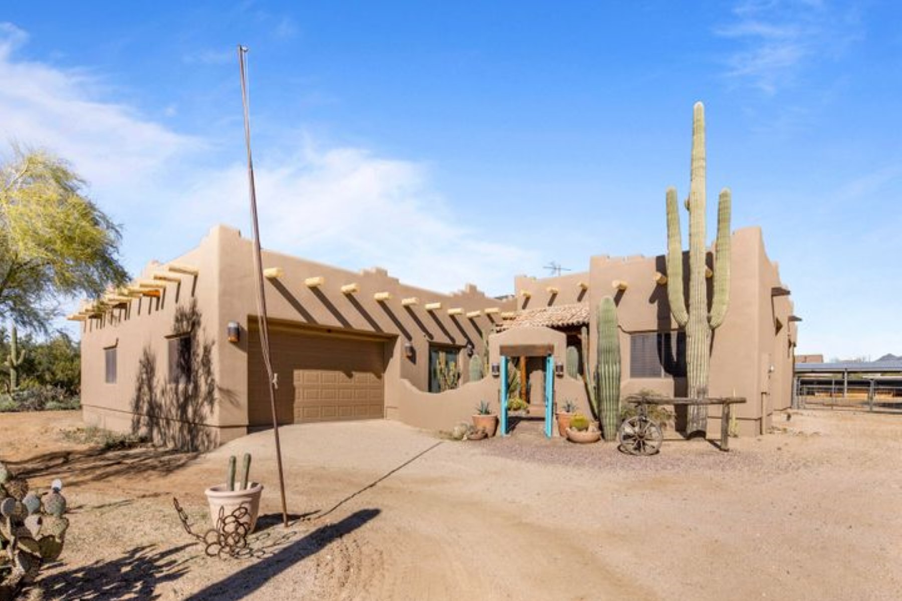 6208 E MORNING VISTA LN