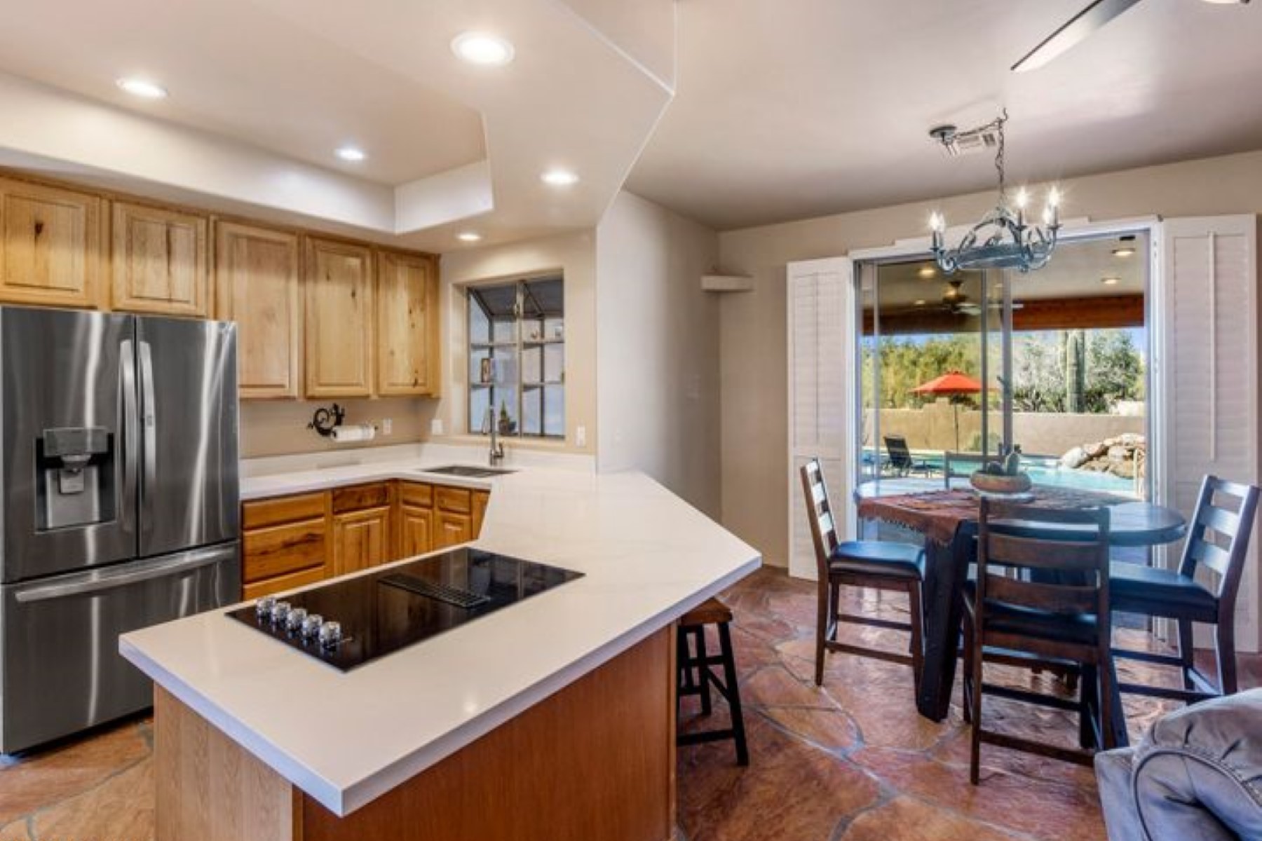 6208 E MORNING VISTA LN