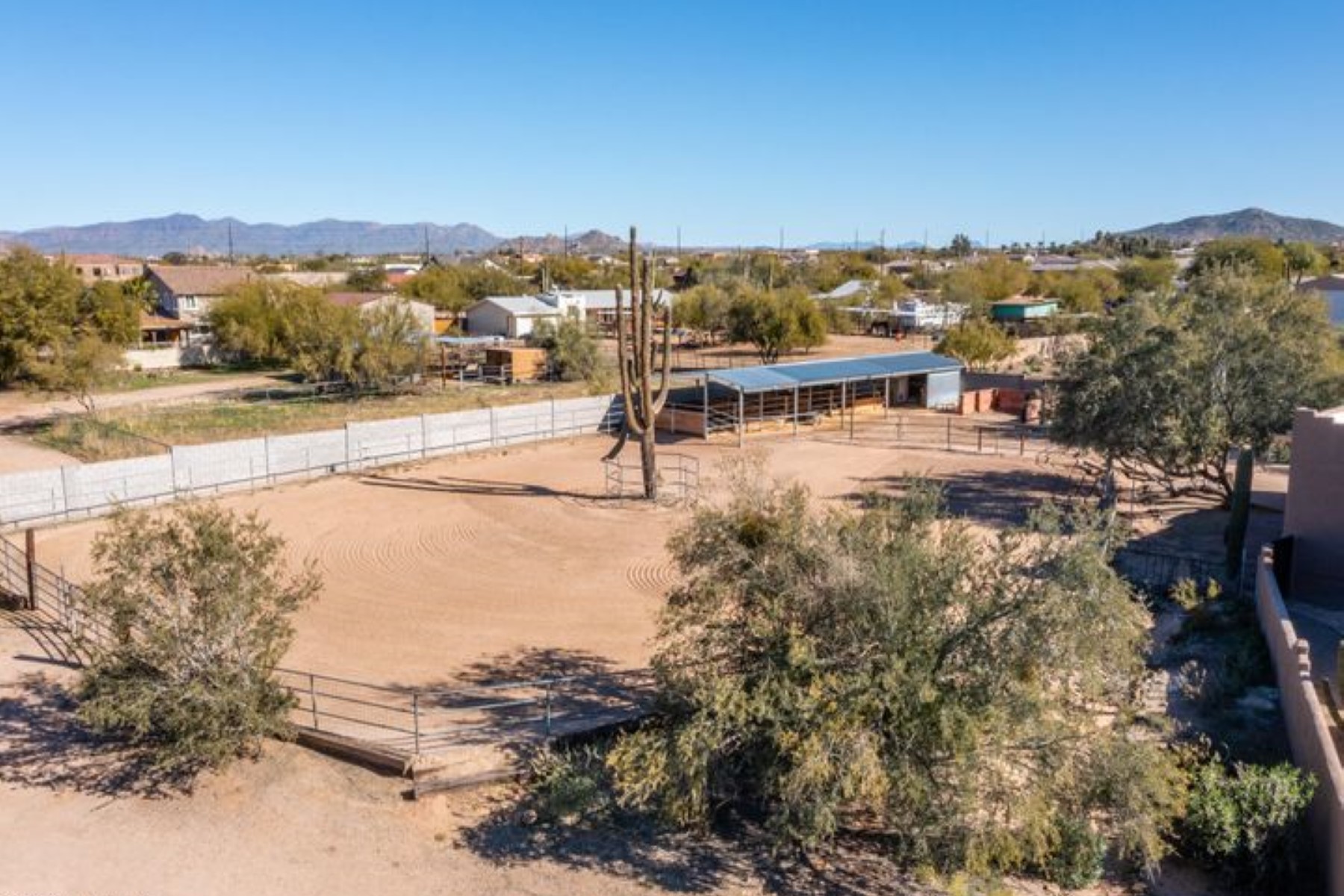 6208 E MORNING VISTA LN