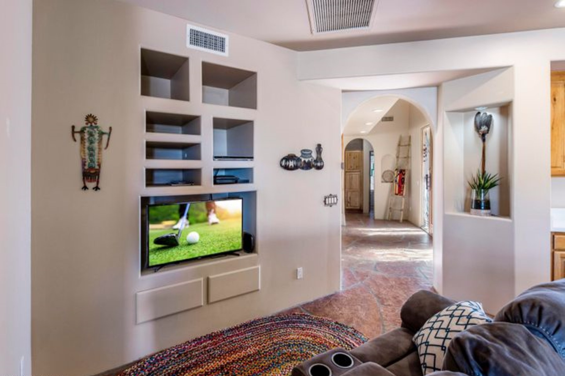 6208 E MORNING VISTA LN