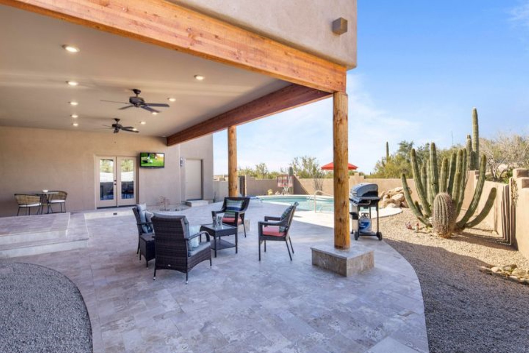 6208 E MORNING VISTA LN