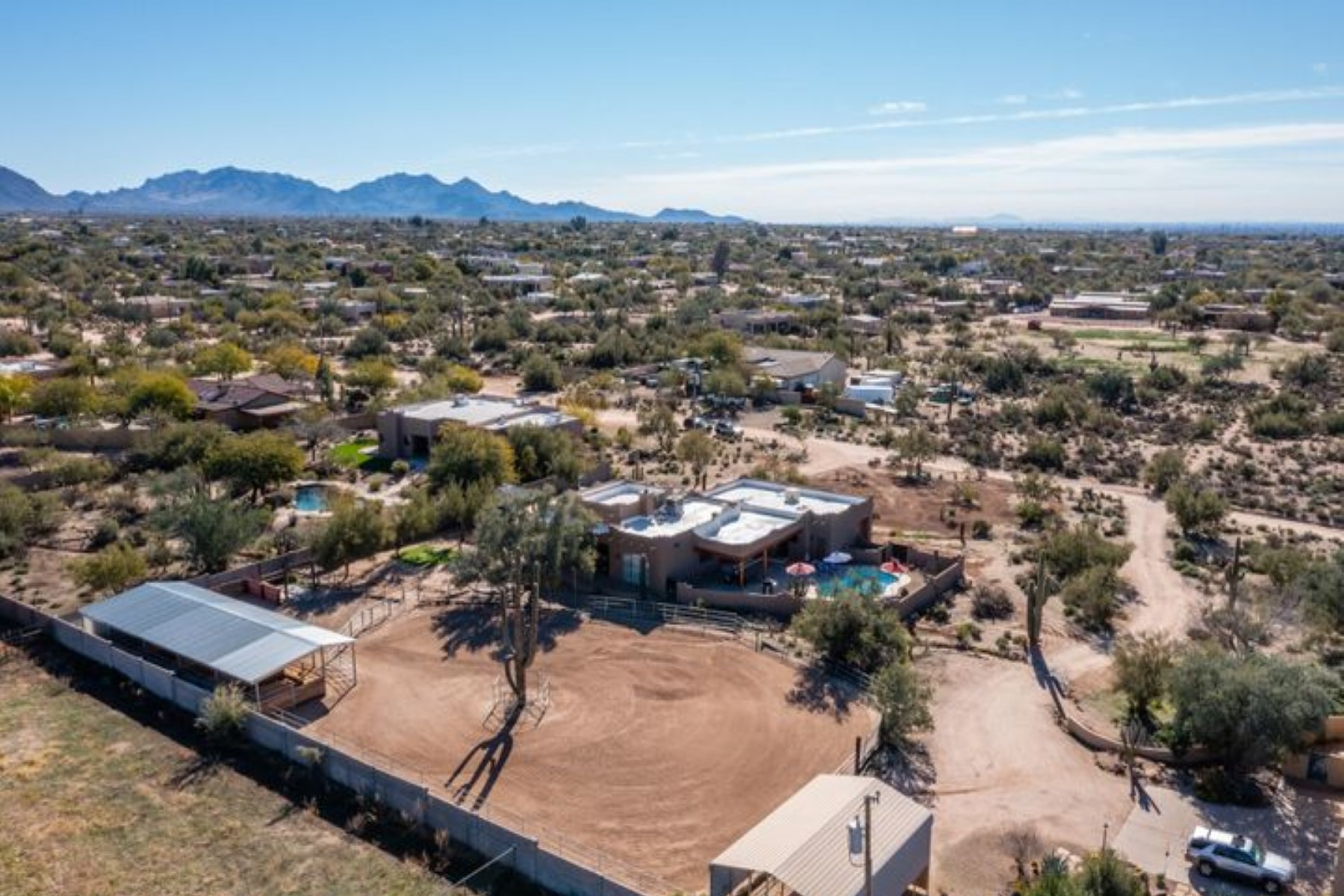 6208 E MORNING VISTA LN