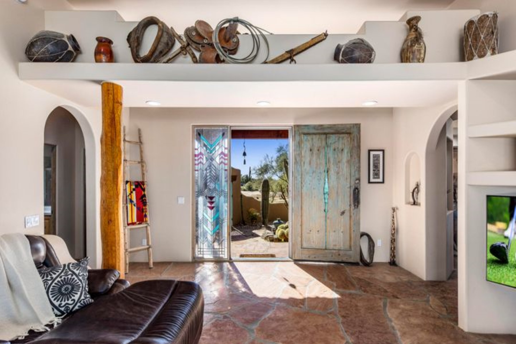 6208 E MORNING VISTA LN