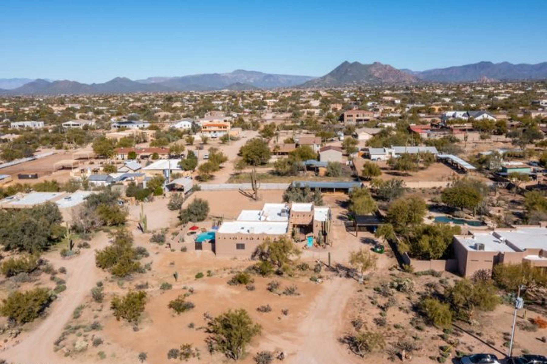 6208 E MORNING VISTA LN