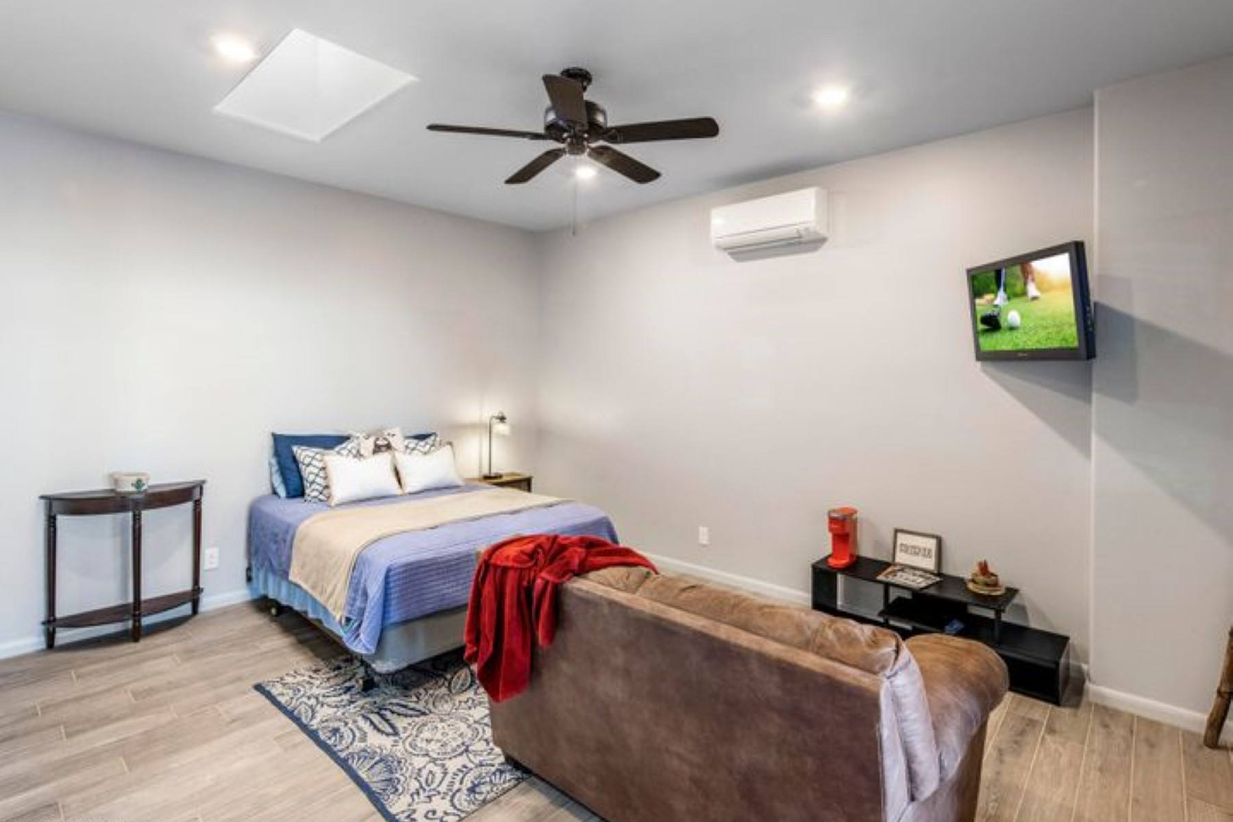 6208 E MORNING VISTA LN