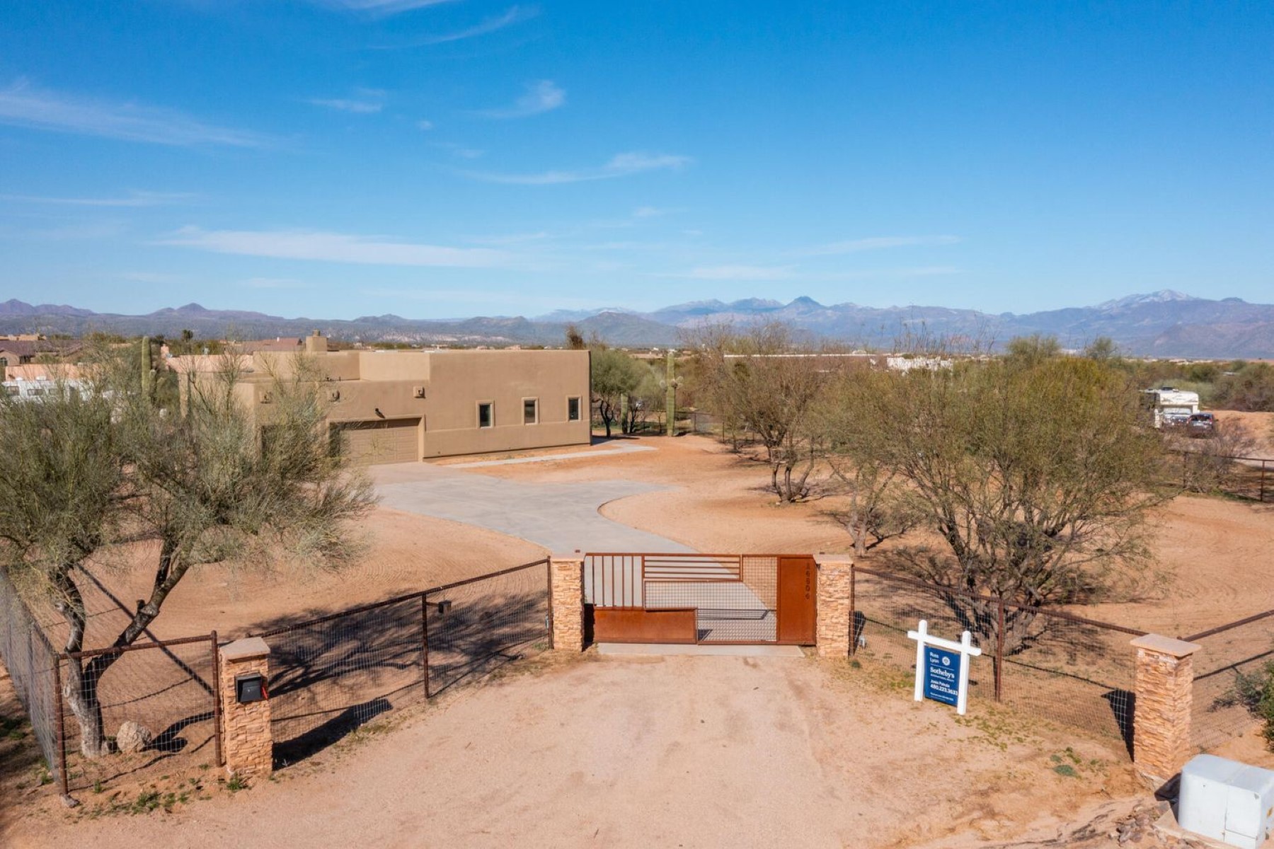 14604 E Peak View RD