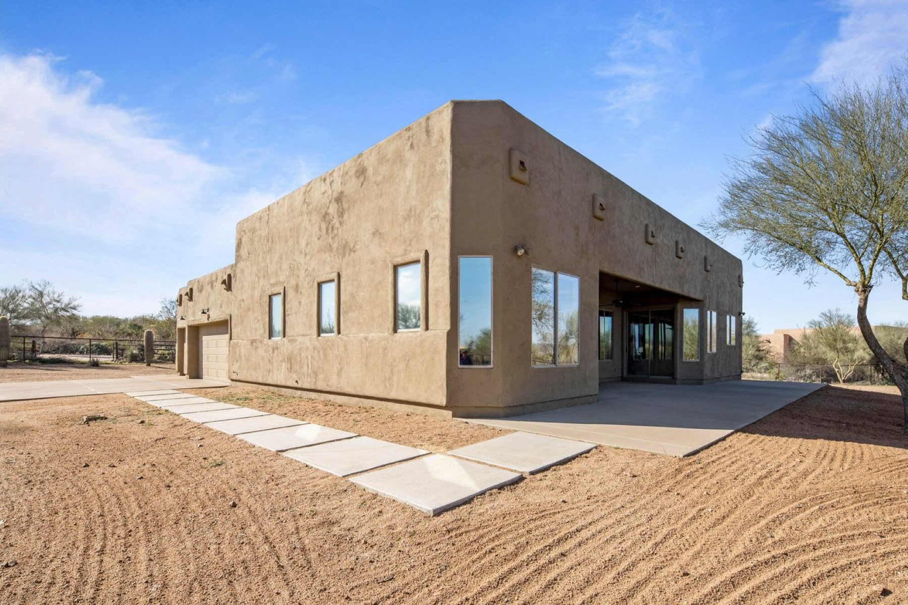 14604 E Peak View RD