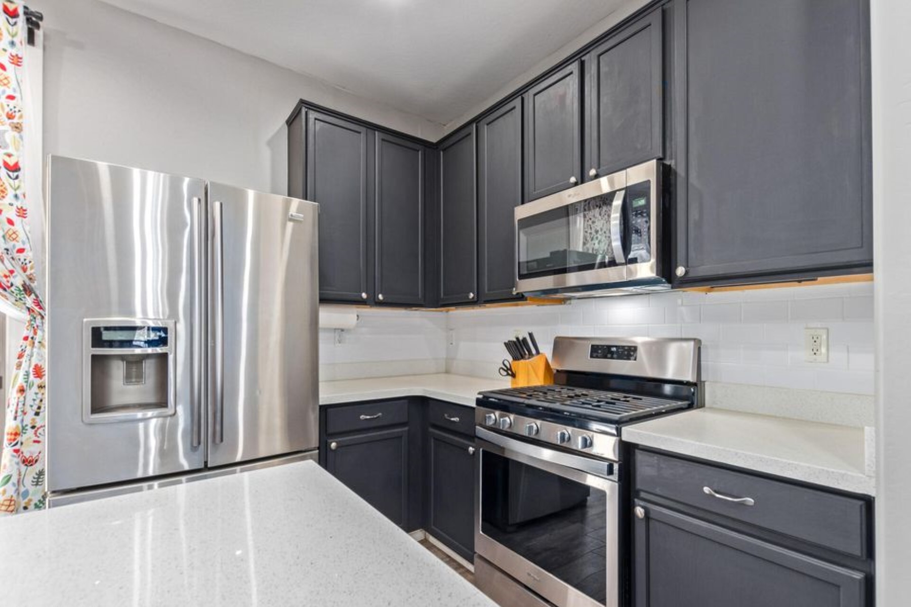 22106 E Via Del Palo