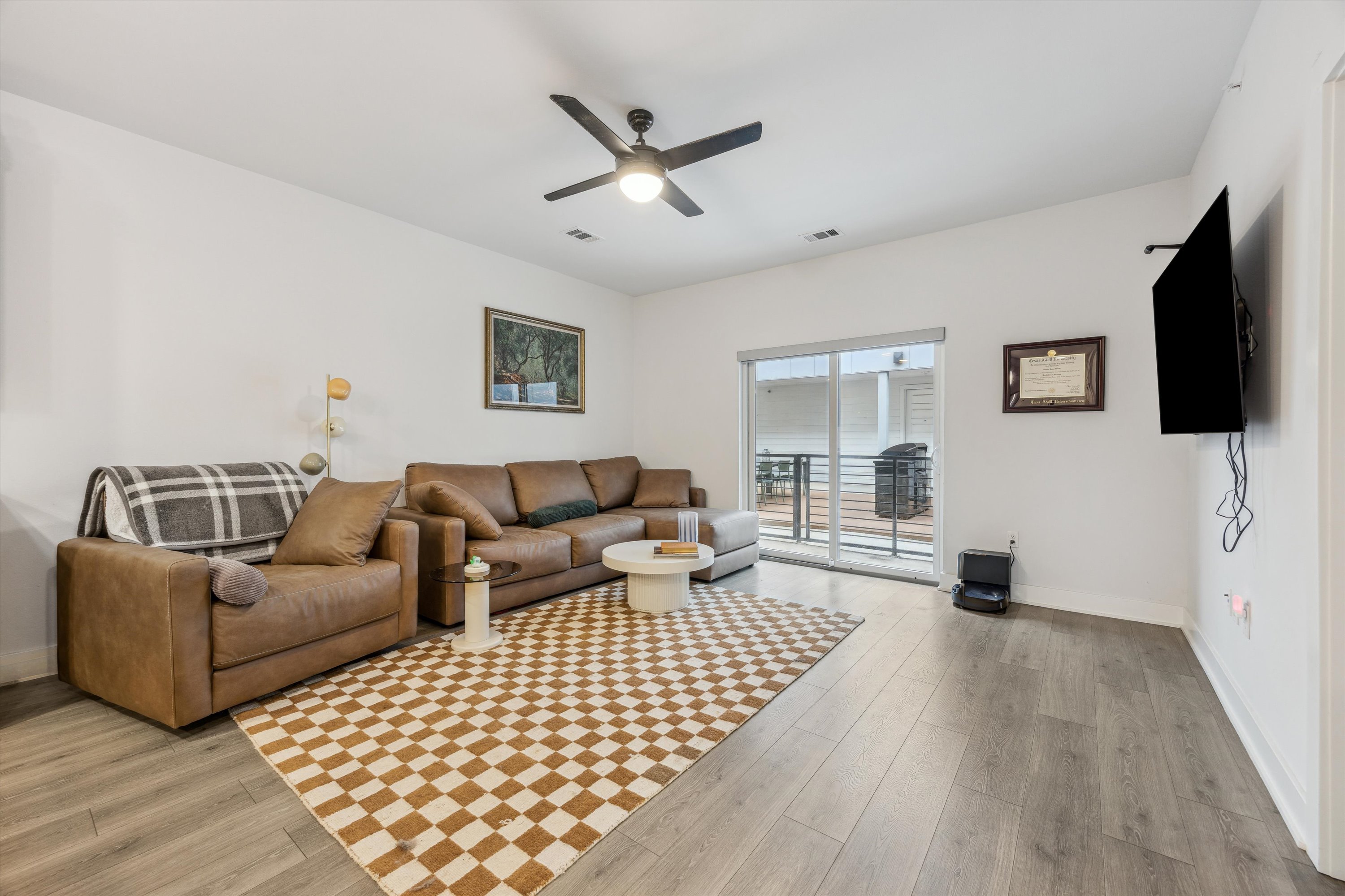 2220 Webberville Road 211