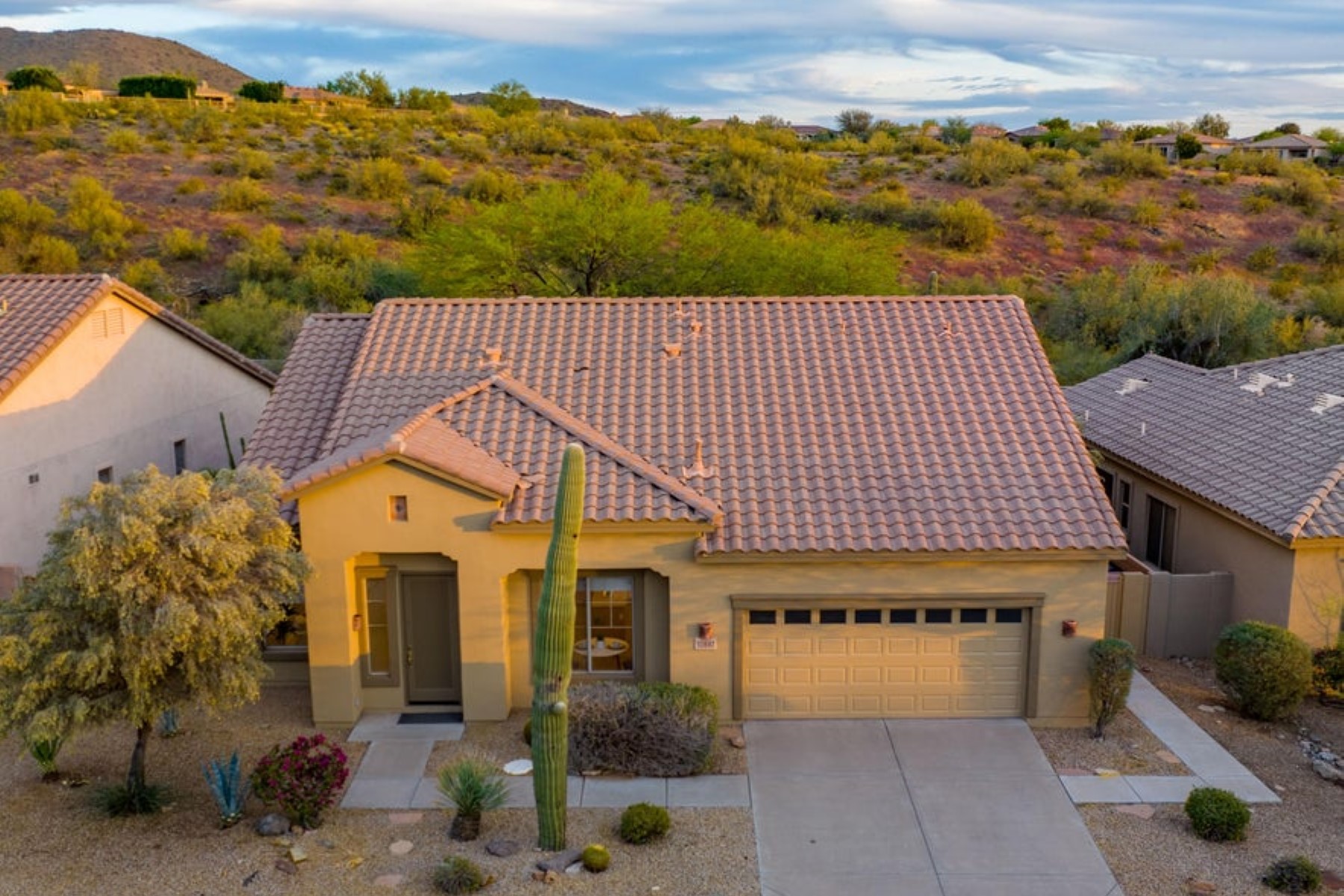 10847 E Autumn Sage Drive 