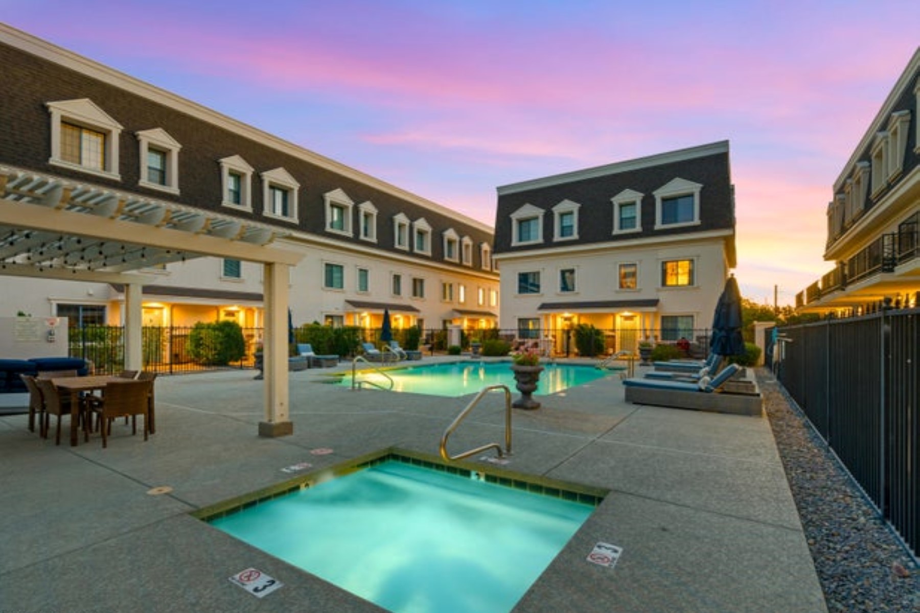 4438 N 27th Street 22 