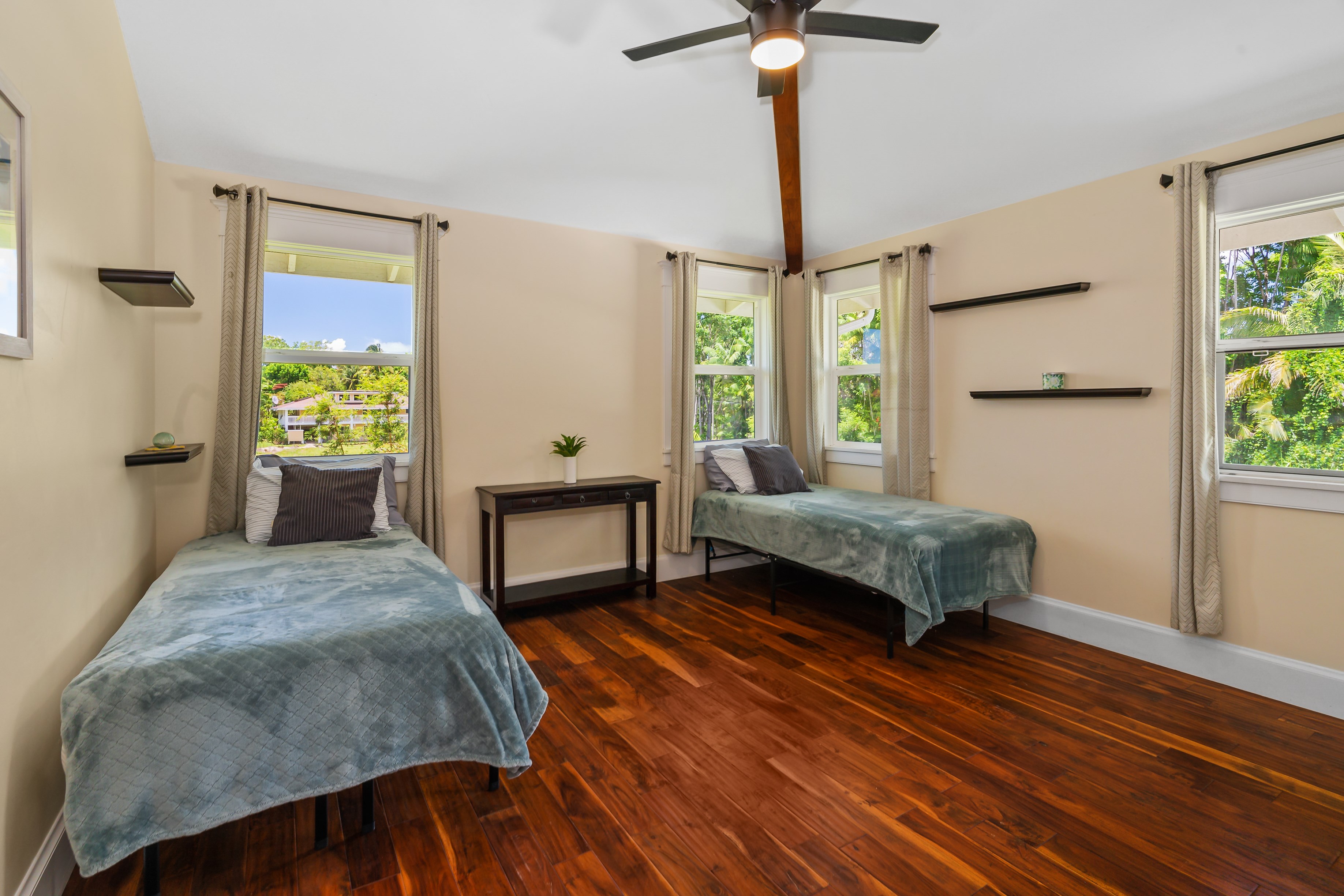 5118 Papio Place 