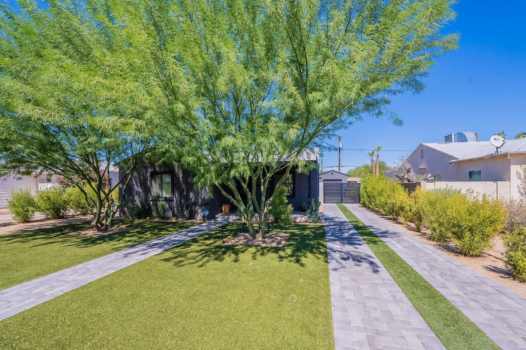 1116 W Turney Avenue 