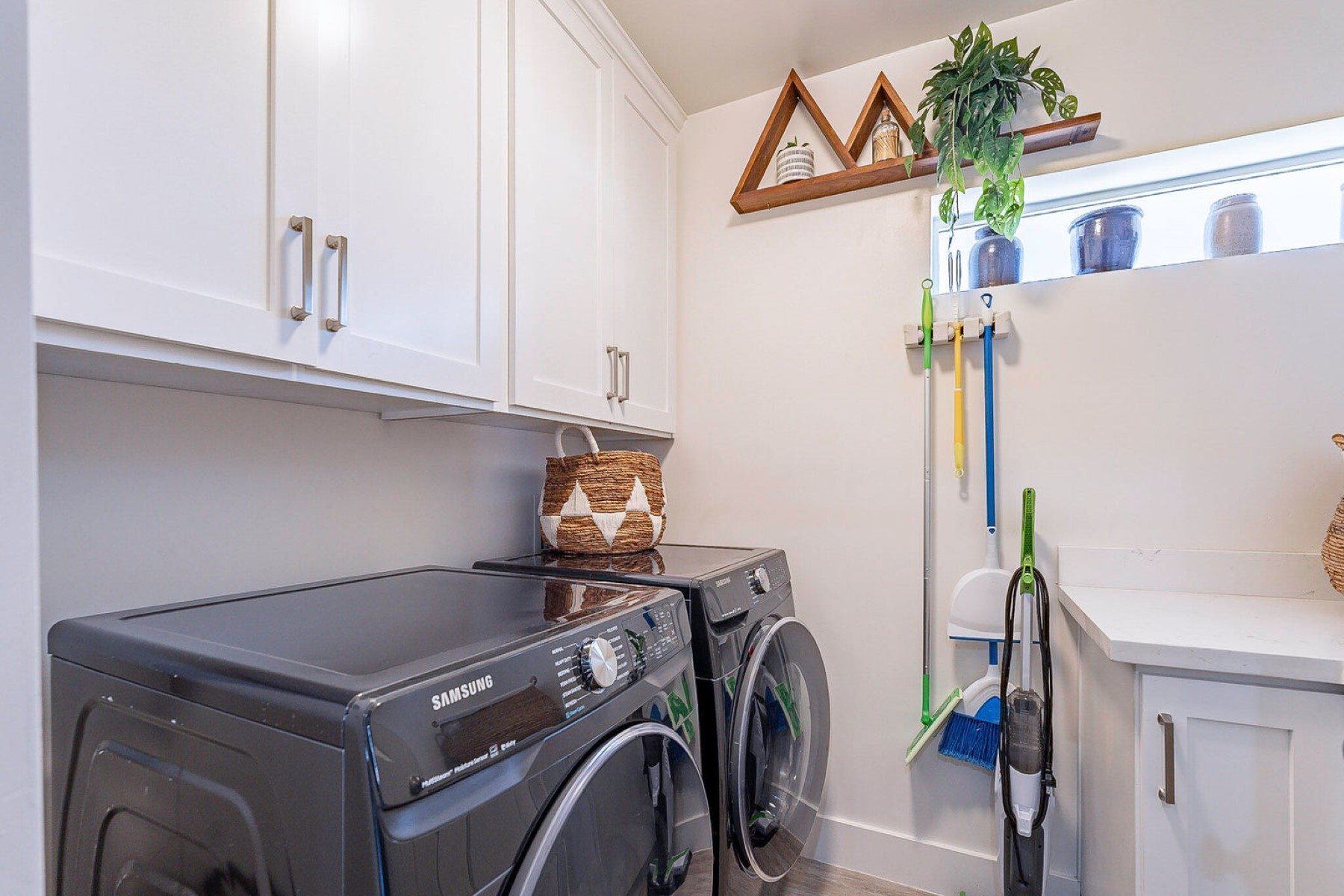 1116 W Turney Avenue 