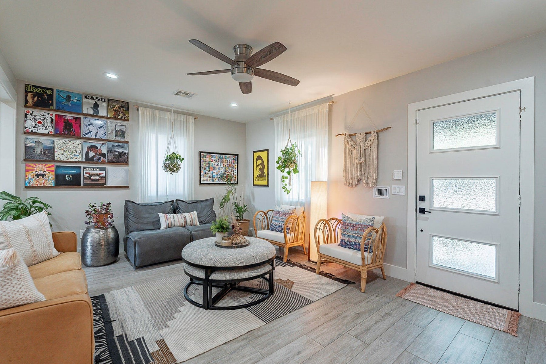 1116 W Turney Avenue 