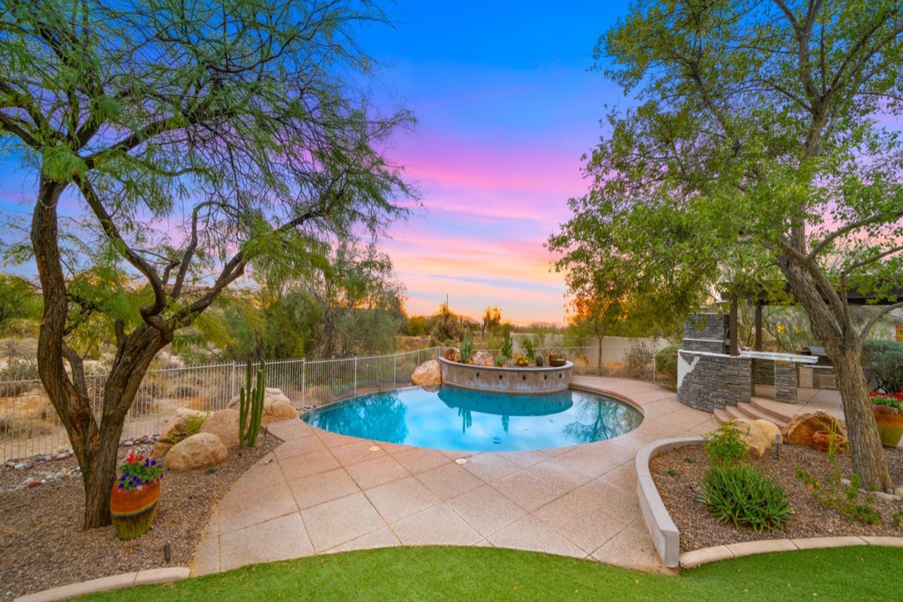 5675 E Greythorn Drive 