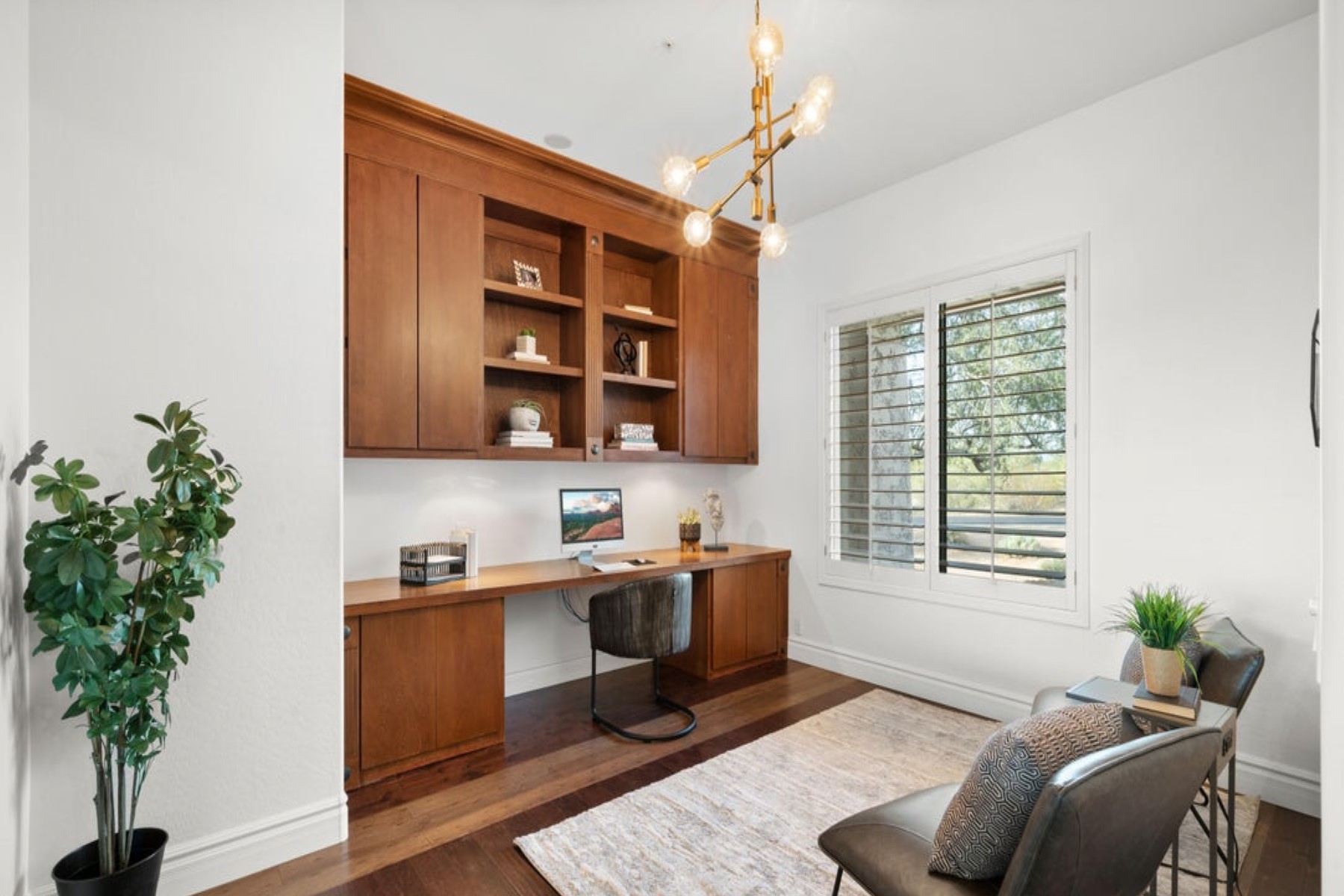 5675 E Greythorn Drive 