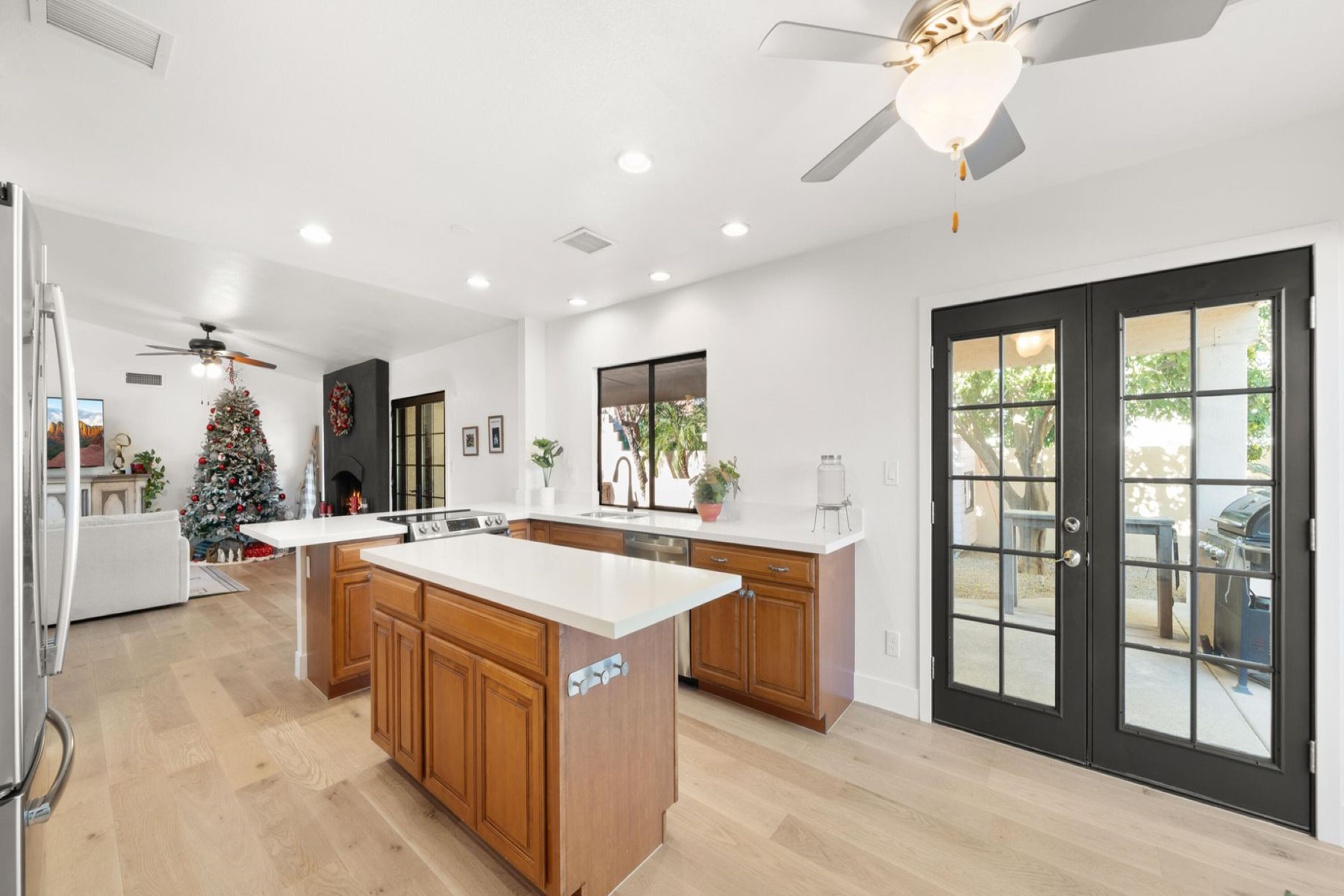 2268 E Clinton Street 