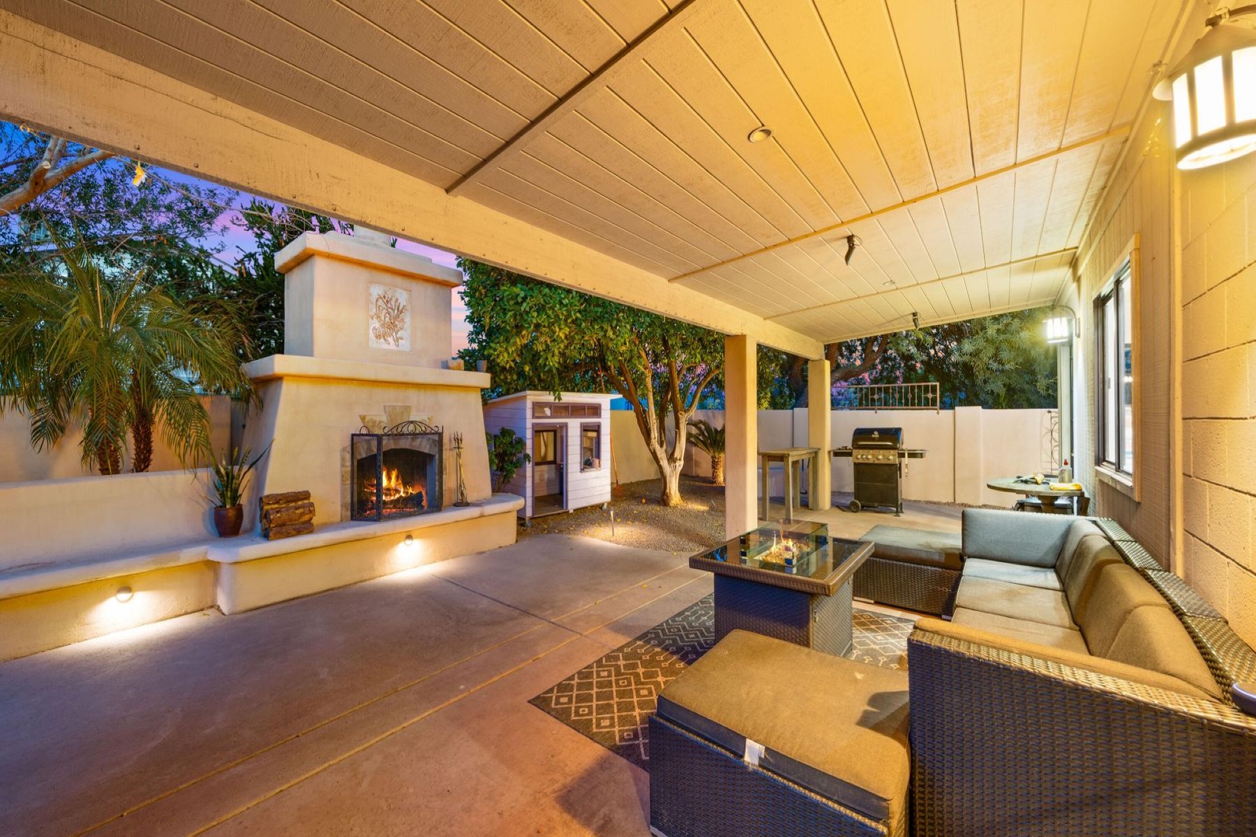 2268 E Clinton Street 