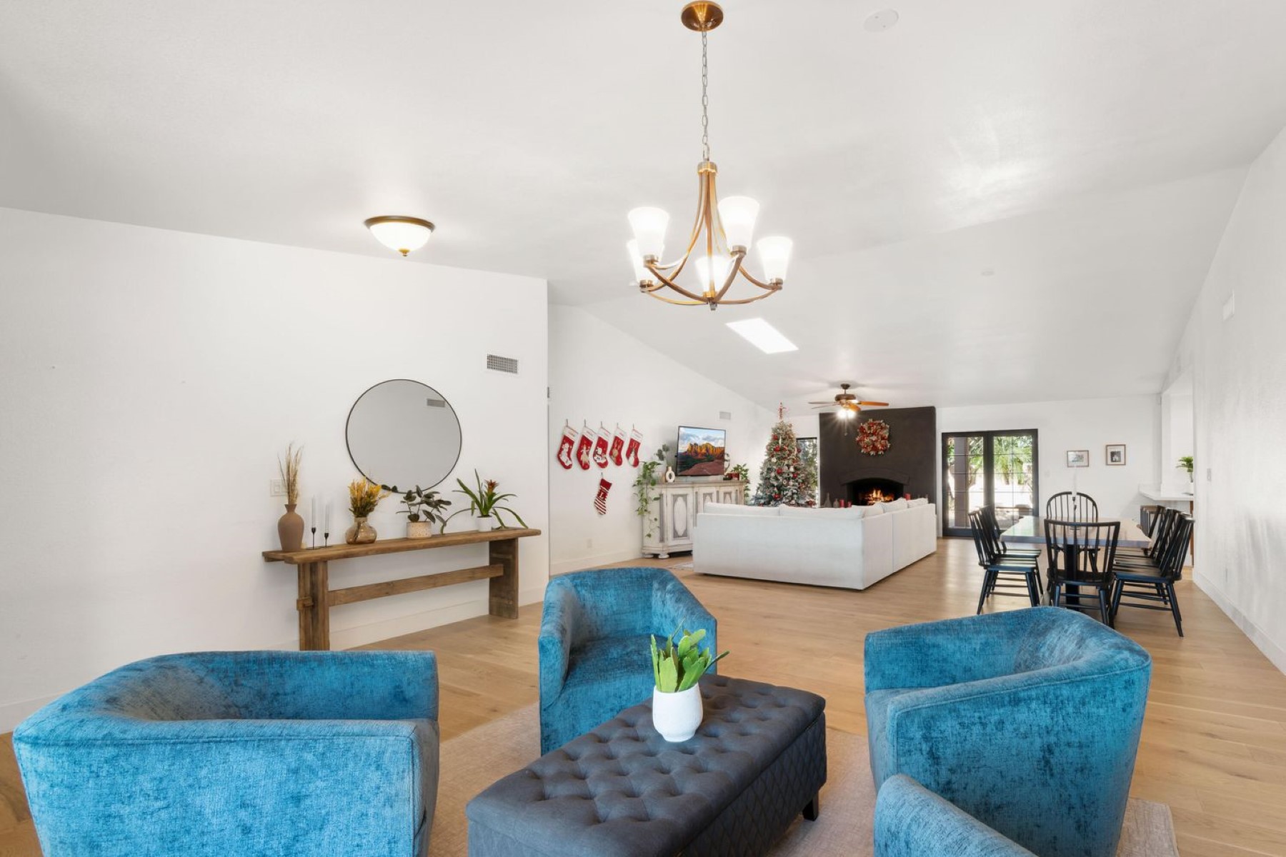 2268 E Clinton Street 