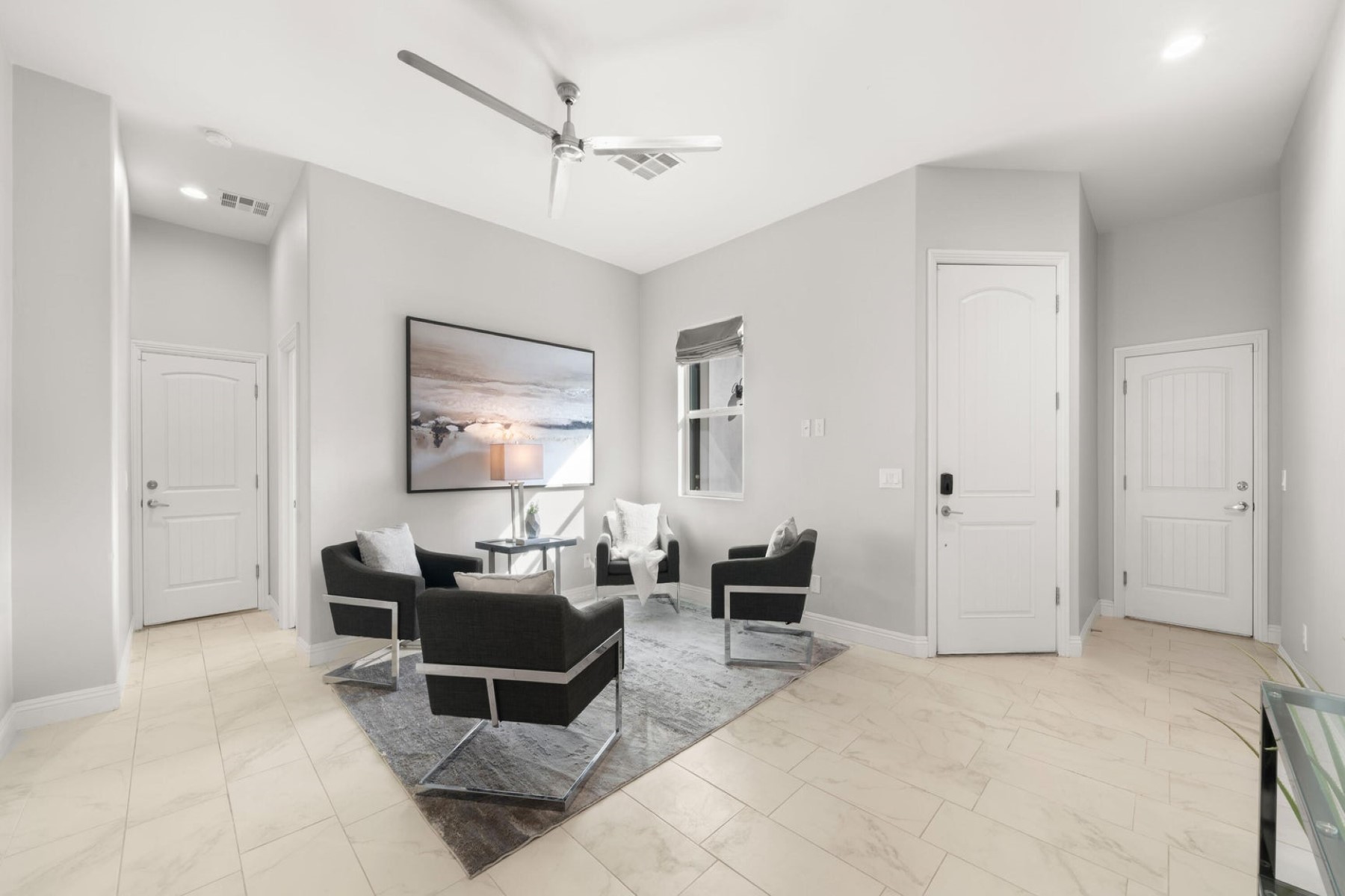 1822 W El Caminito Drive 