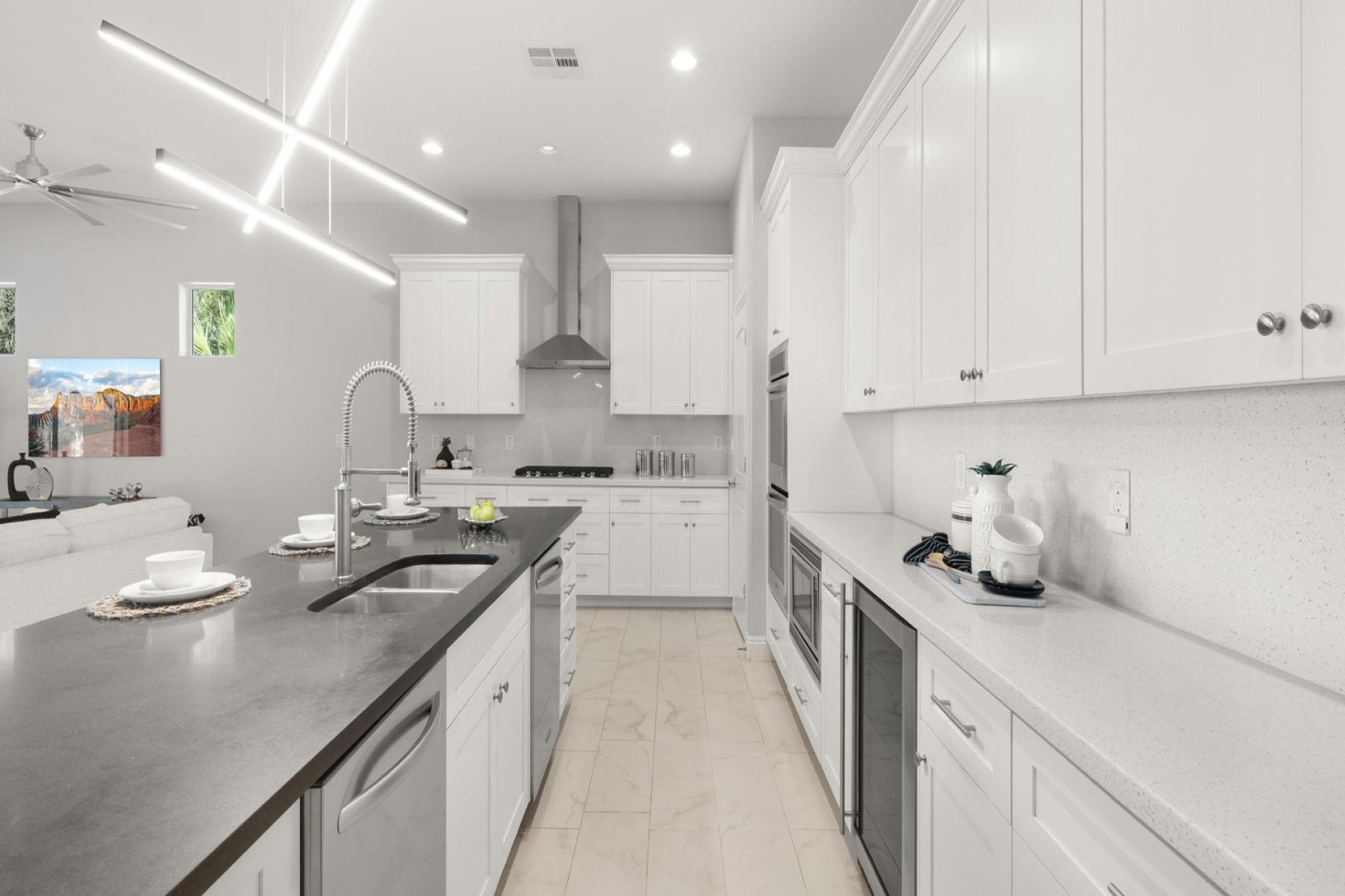 1822 W El Caminito Drive 