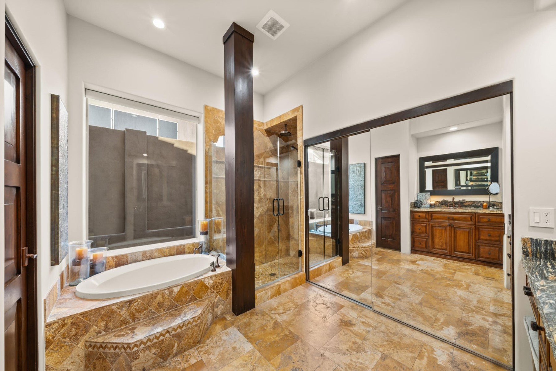 8942 E Calle De Las Brisas 