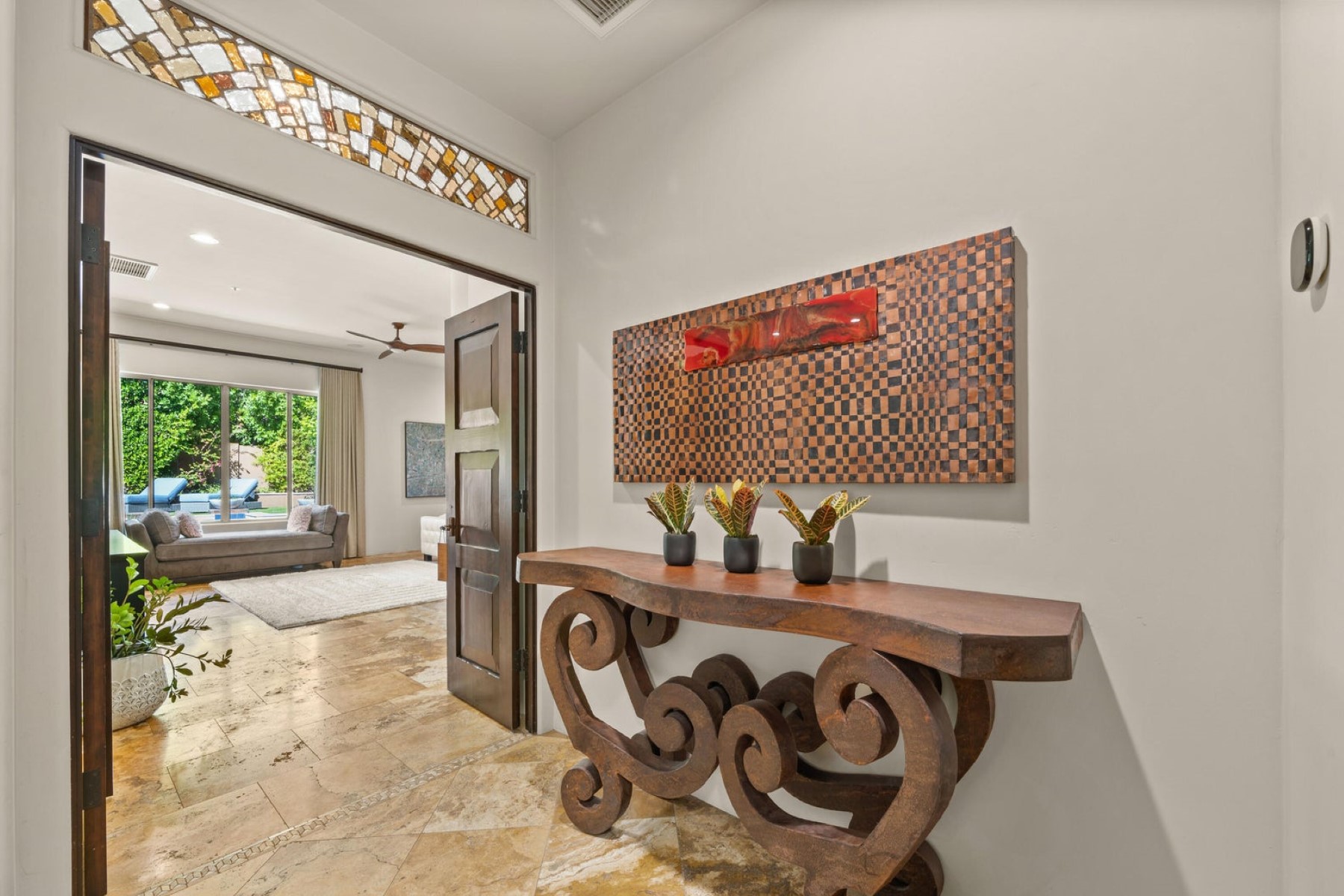 8942 E Calle De Las Brisas 