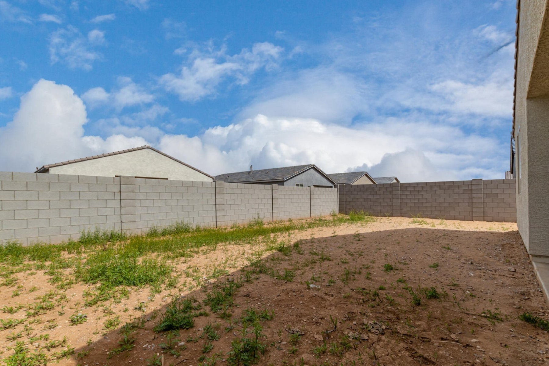 3226 E Rebel Lane 