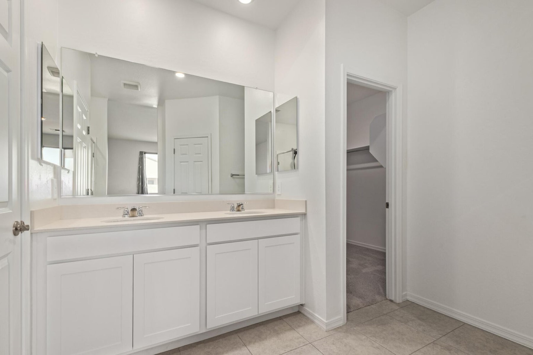 3226 E Rebel Lane 