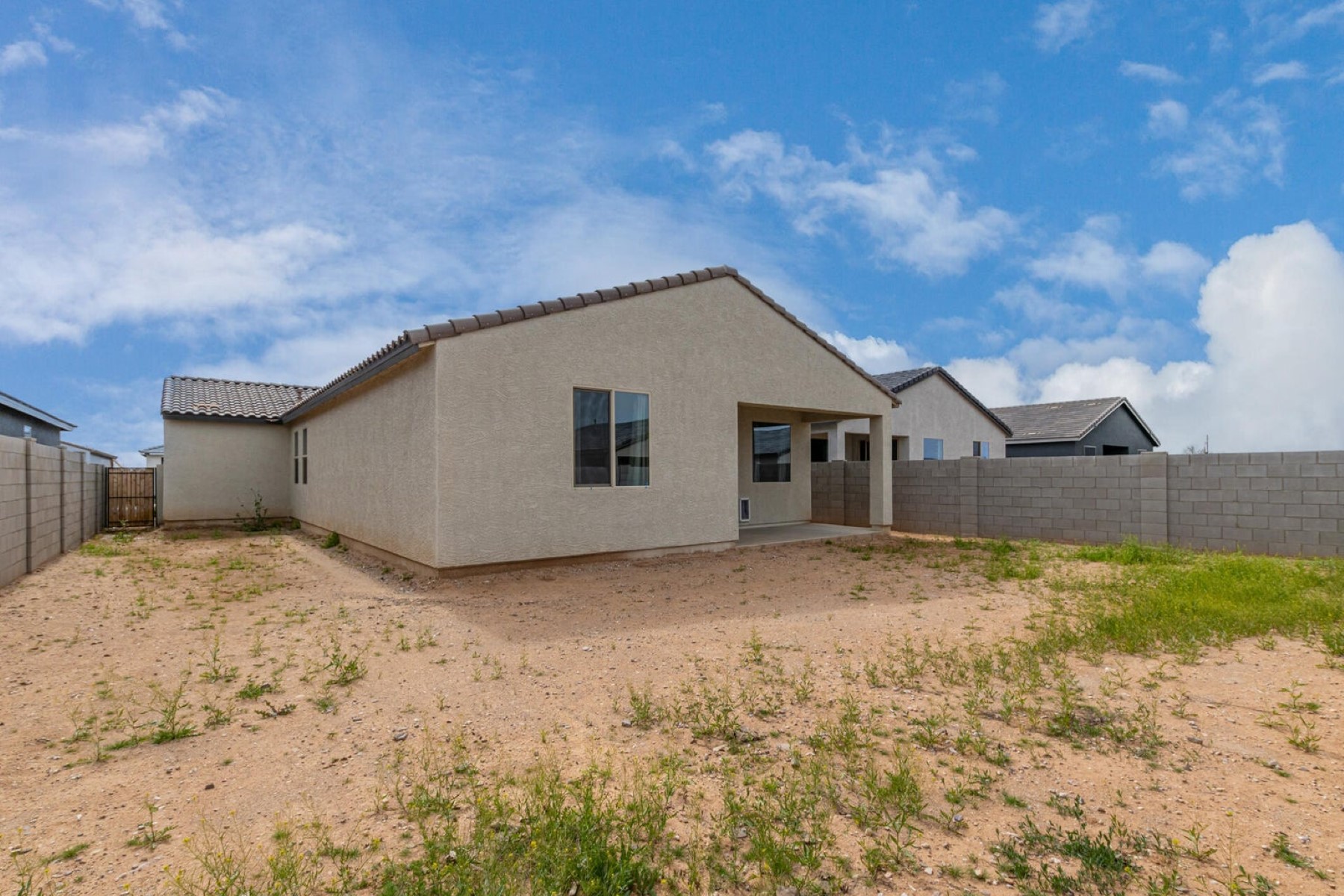 3226 E Rebel Lane 