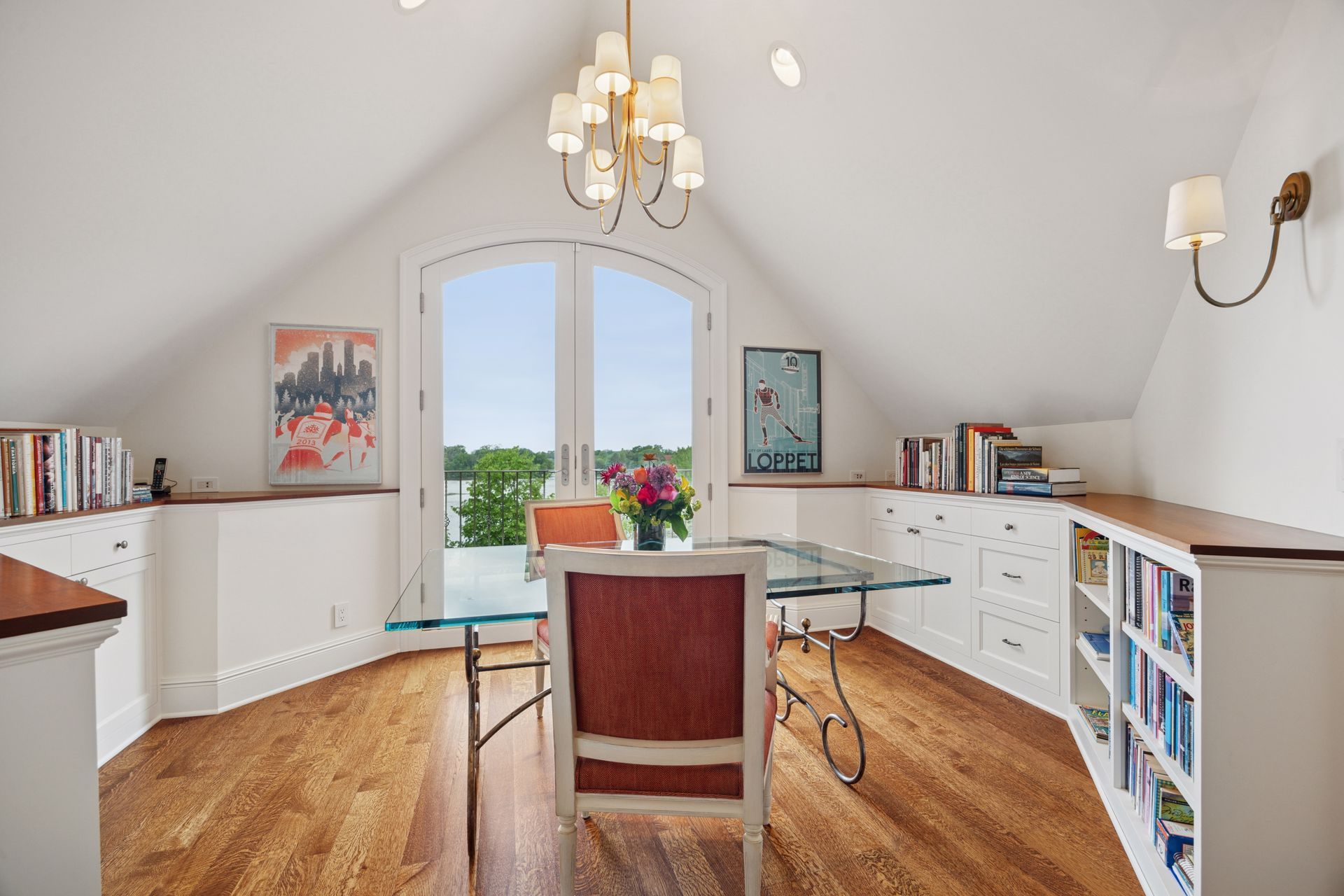 2683 Lake of the Isles Parkway East 