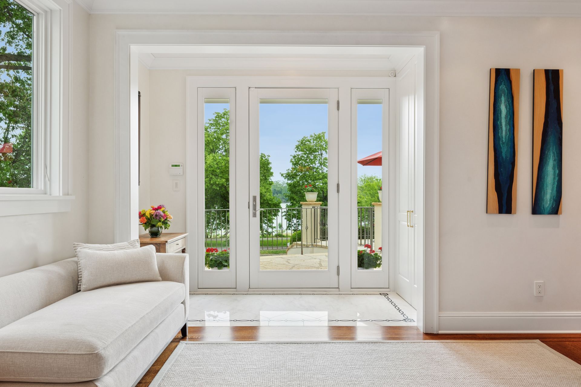 2683 Lake of the Isles Parkway East 
