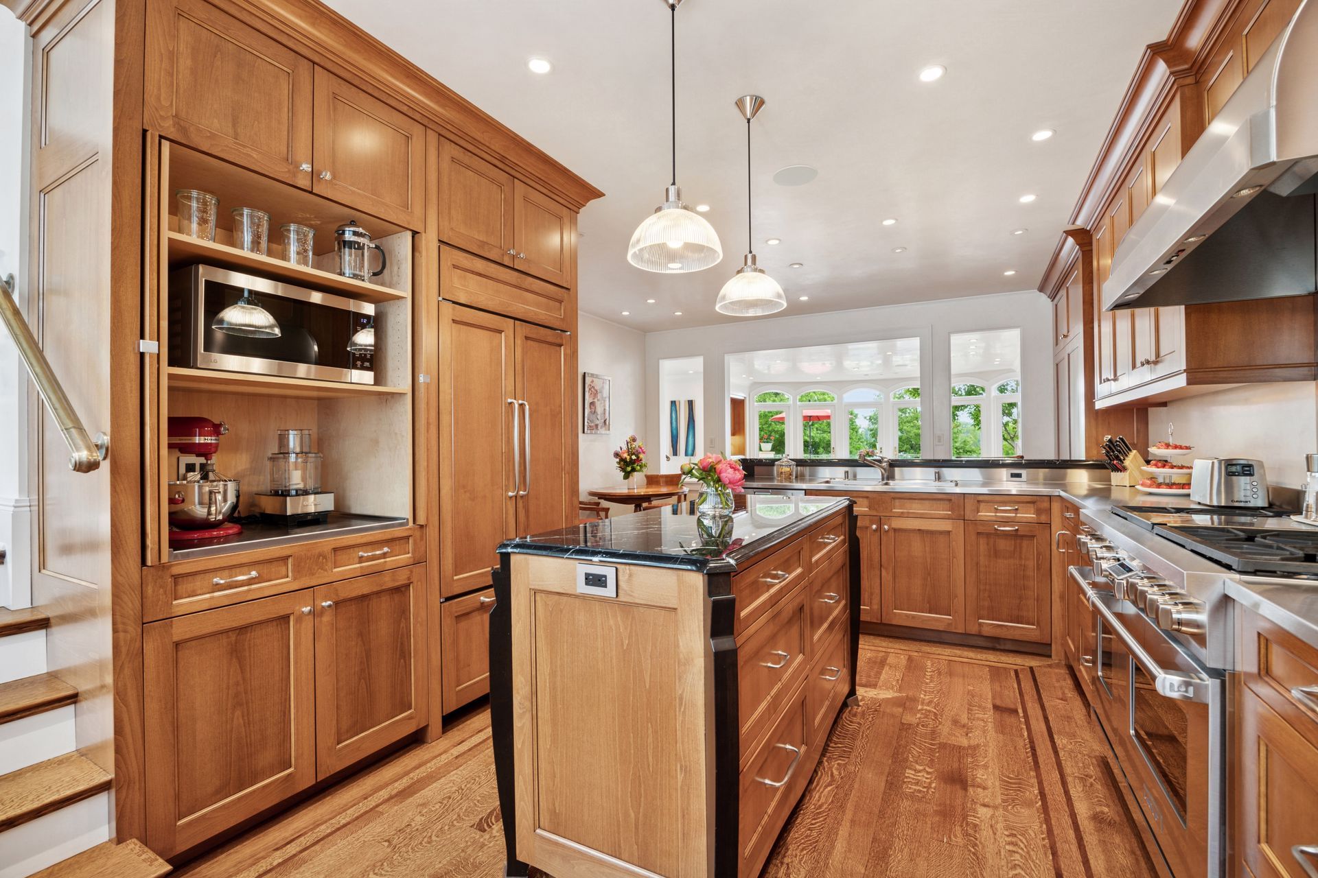 2683 Lake of the Isles Parkway East 