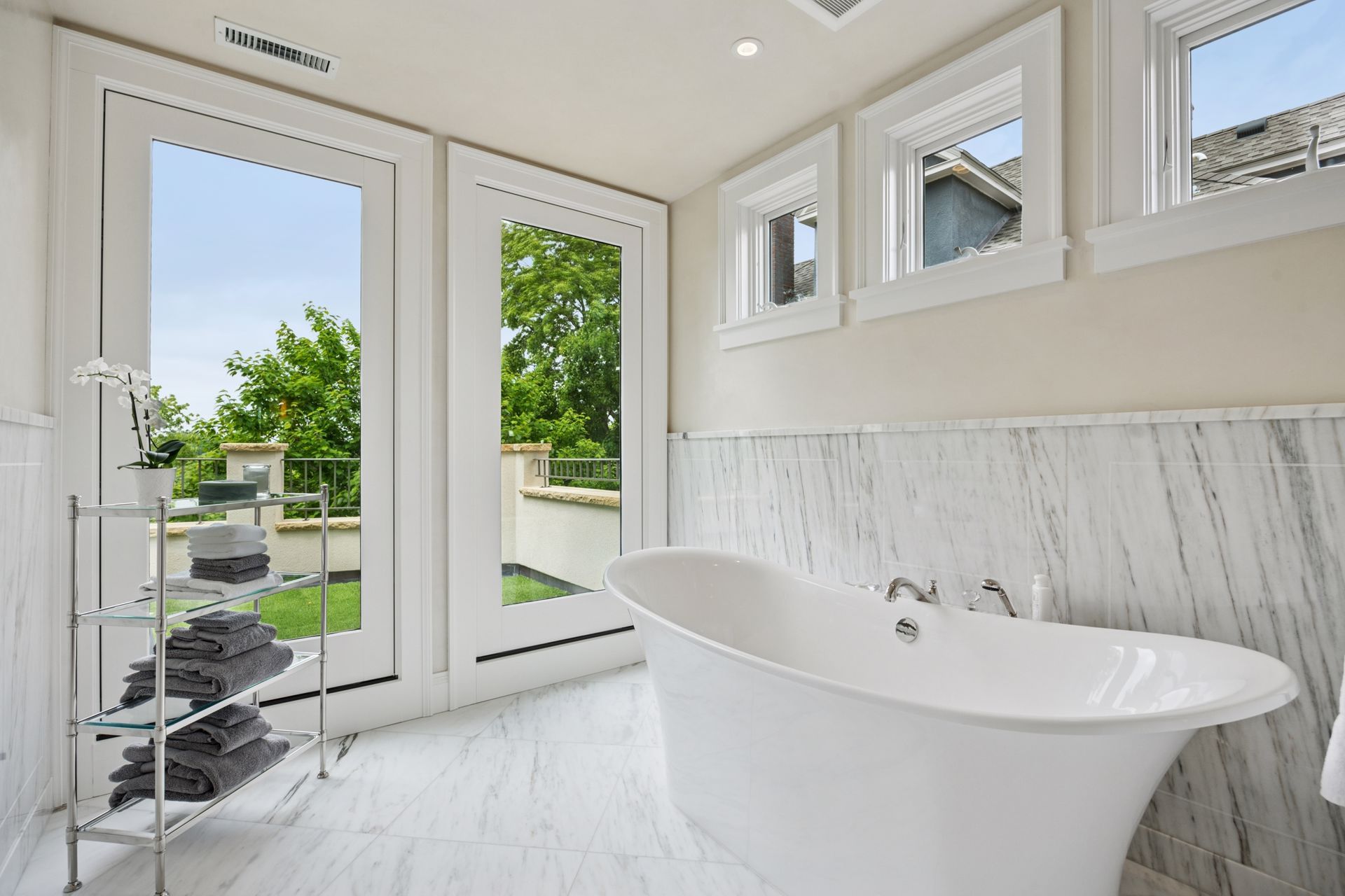 2683 Lake of the Isles Parkway East 