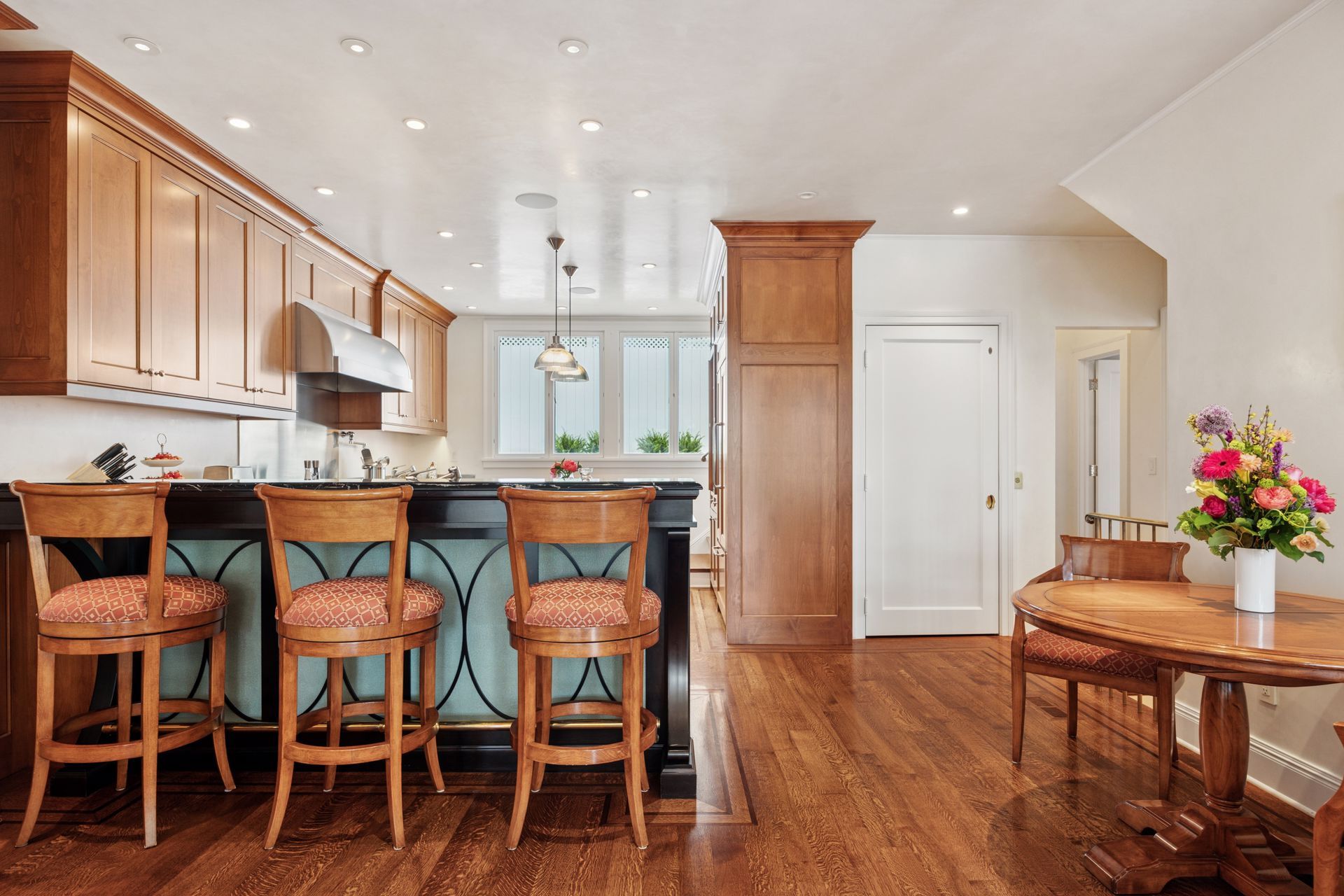 2683 Lake of the Isles Parkway East 