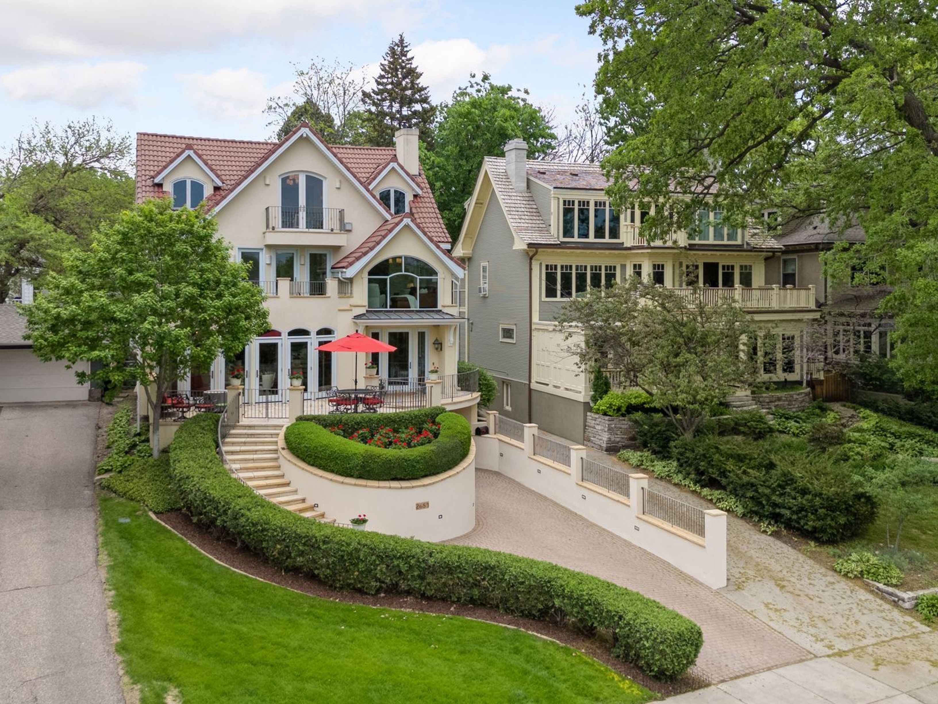 2683 Lake of the Isles Parkway East 