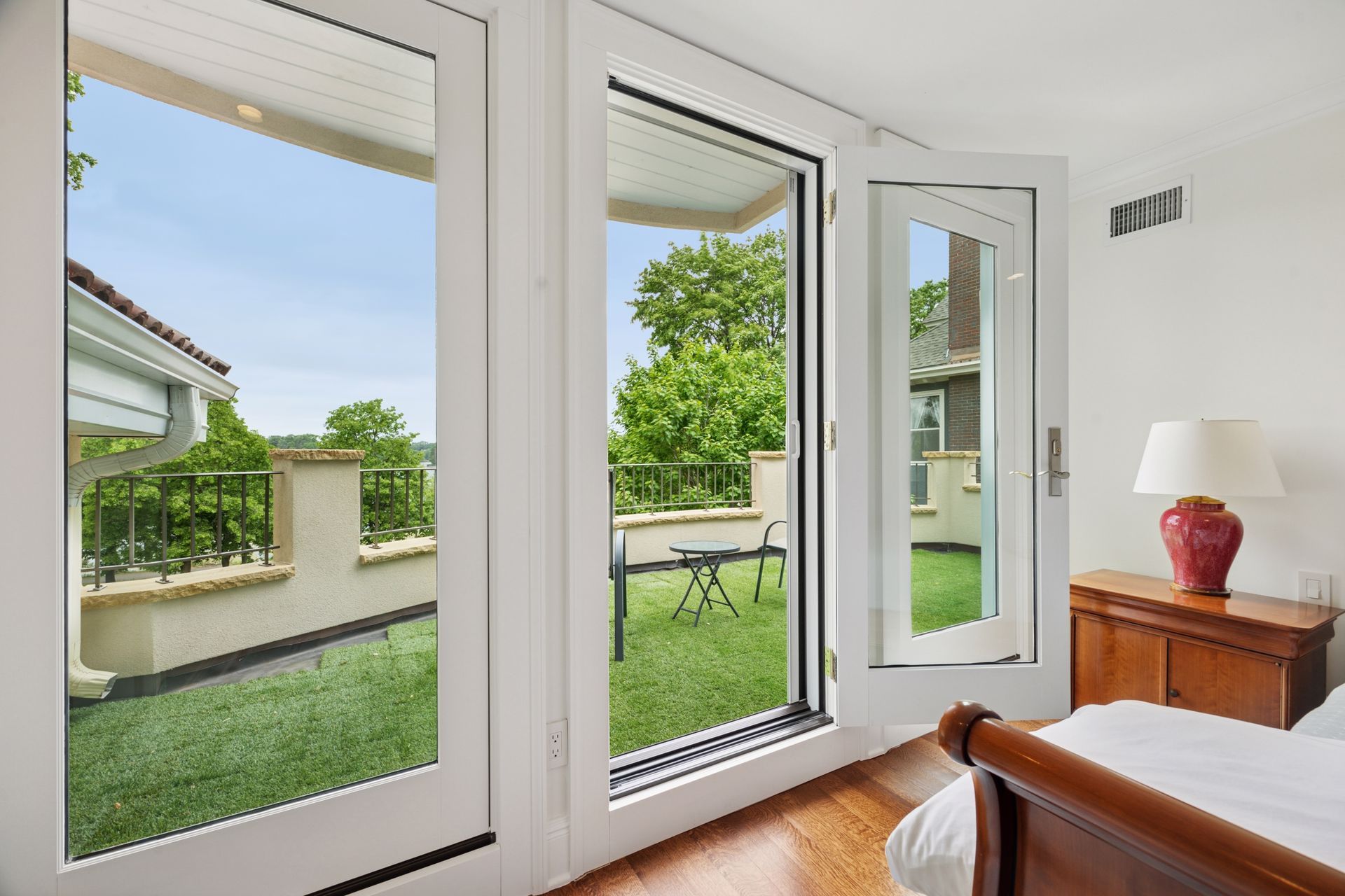 2683 Lake of the Isles Parkway East 