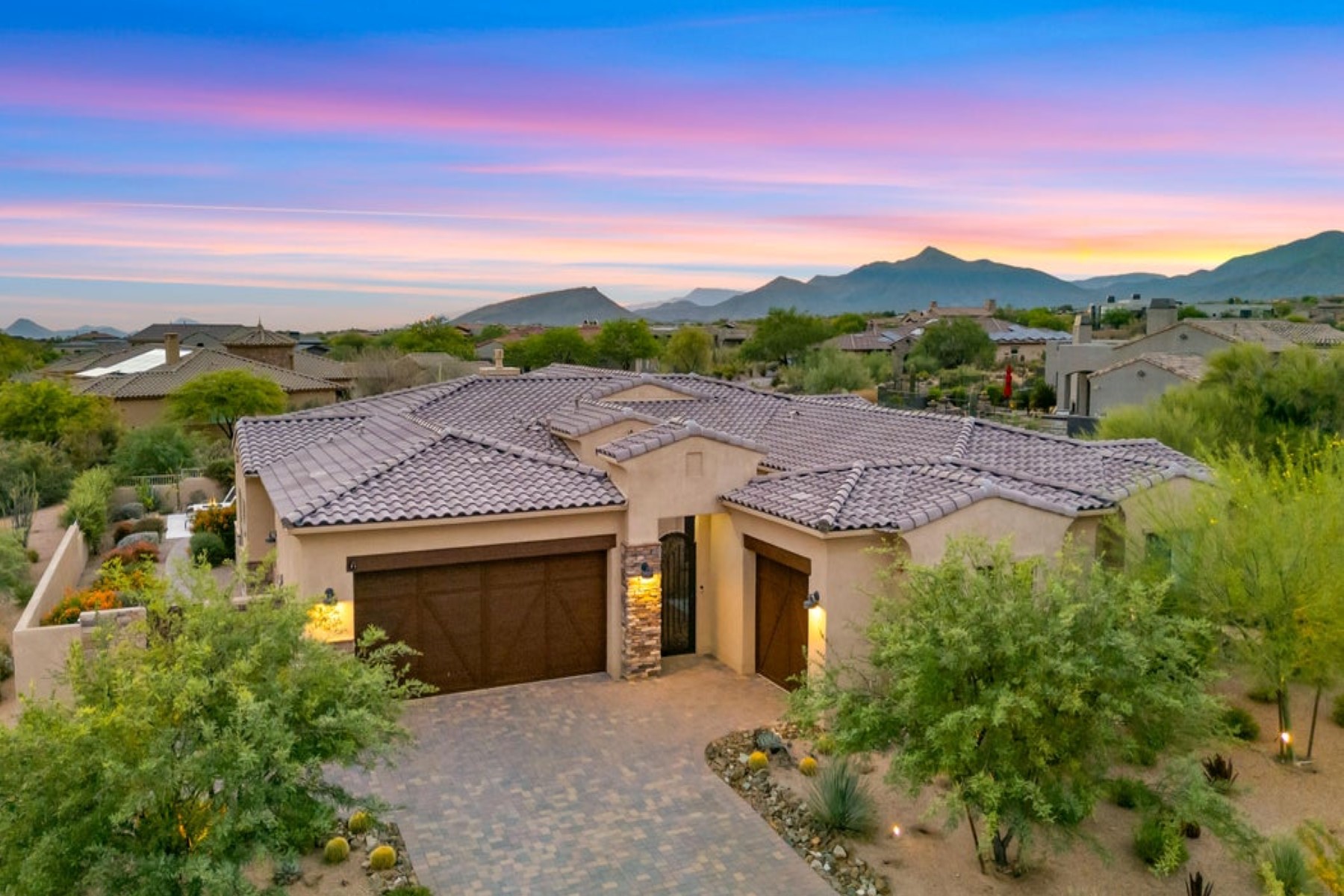 37336 N Boulder View Drive 