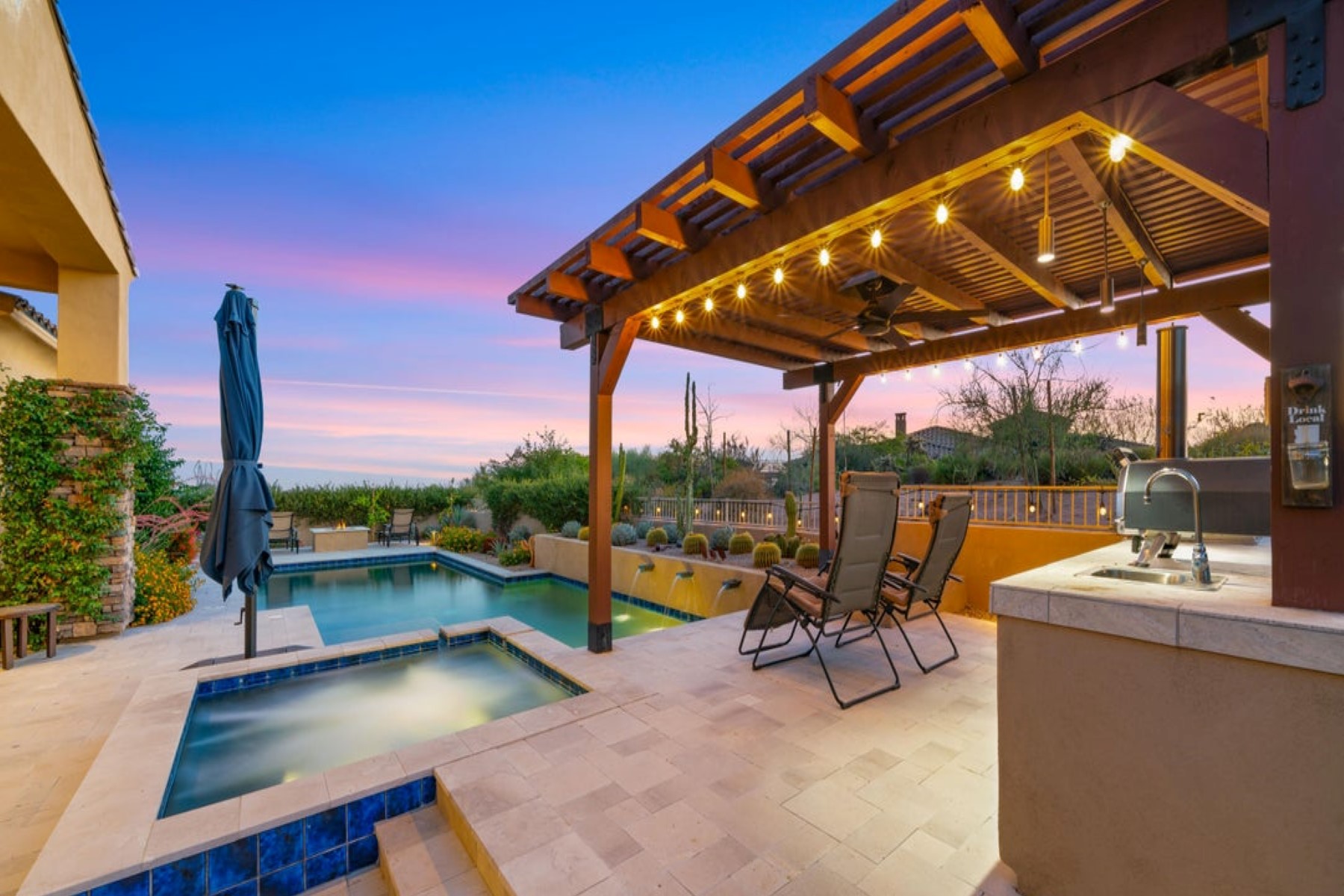 37336 N Boulder View Drive 